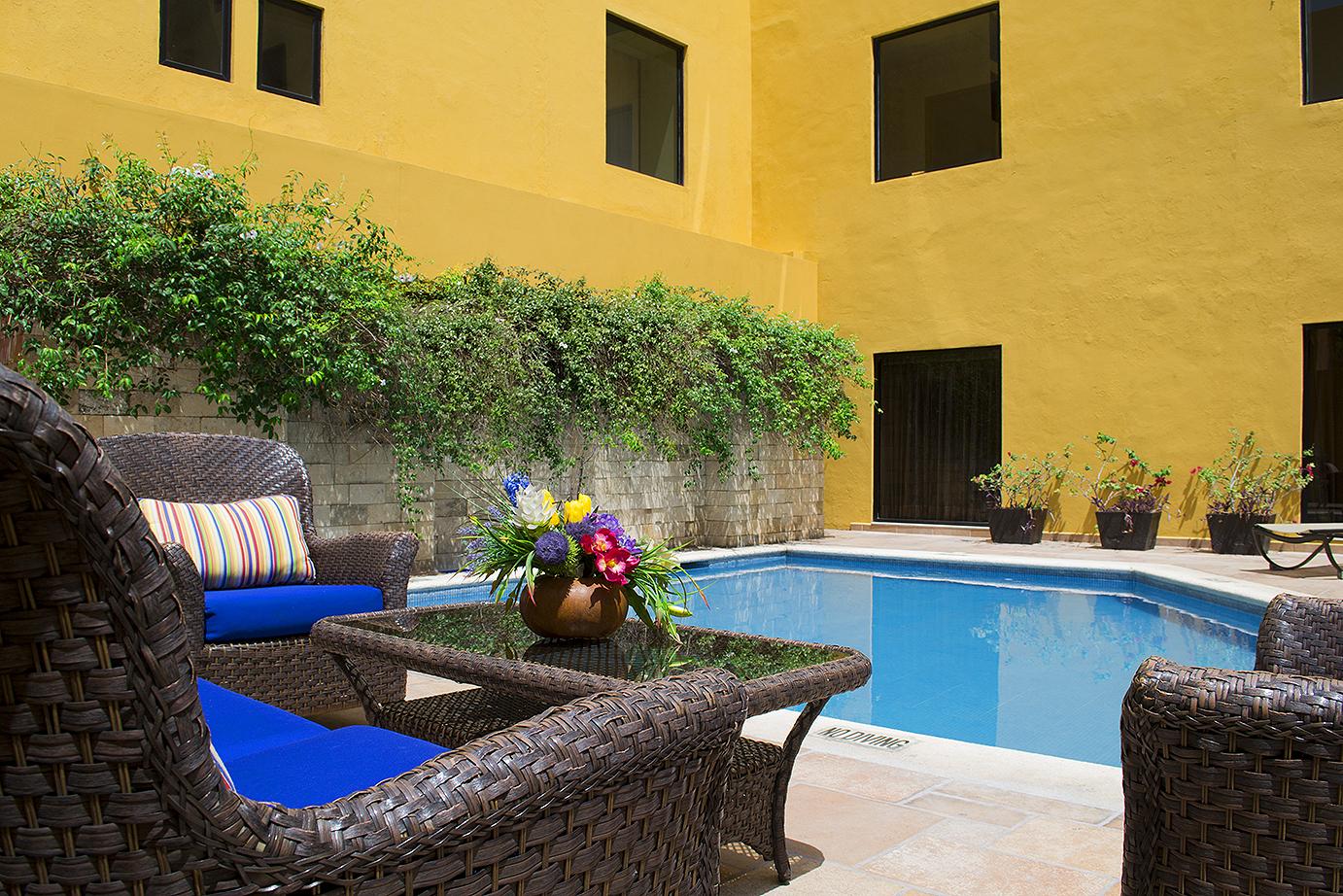 Plaza Colonial Hotel