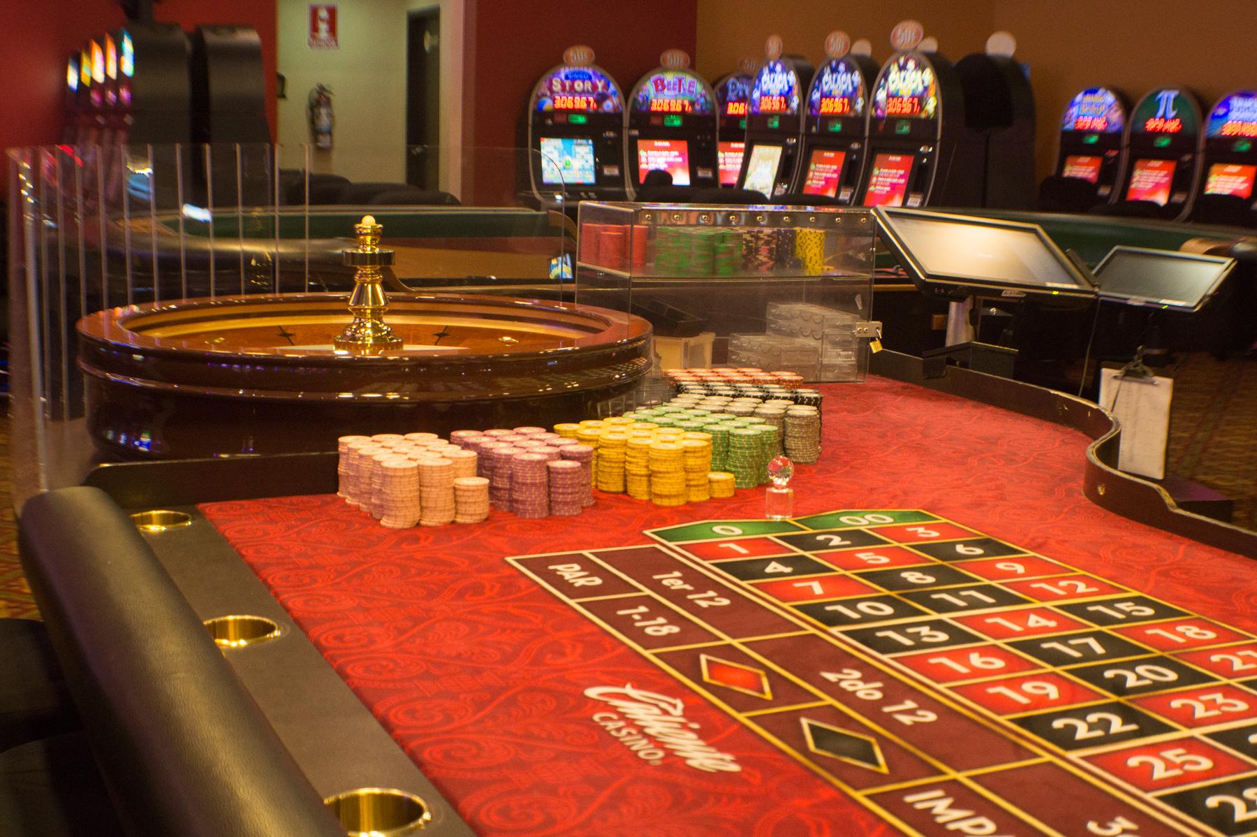 Hotel Pueblo Amigo Plaza Y Casino