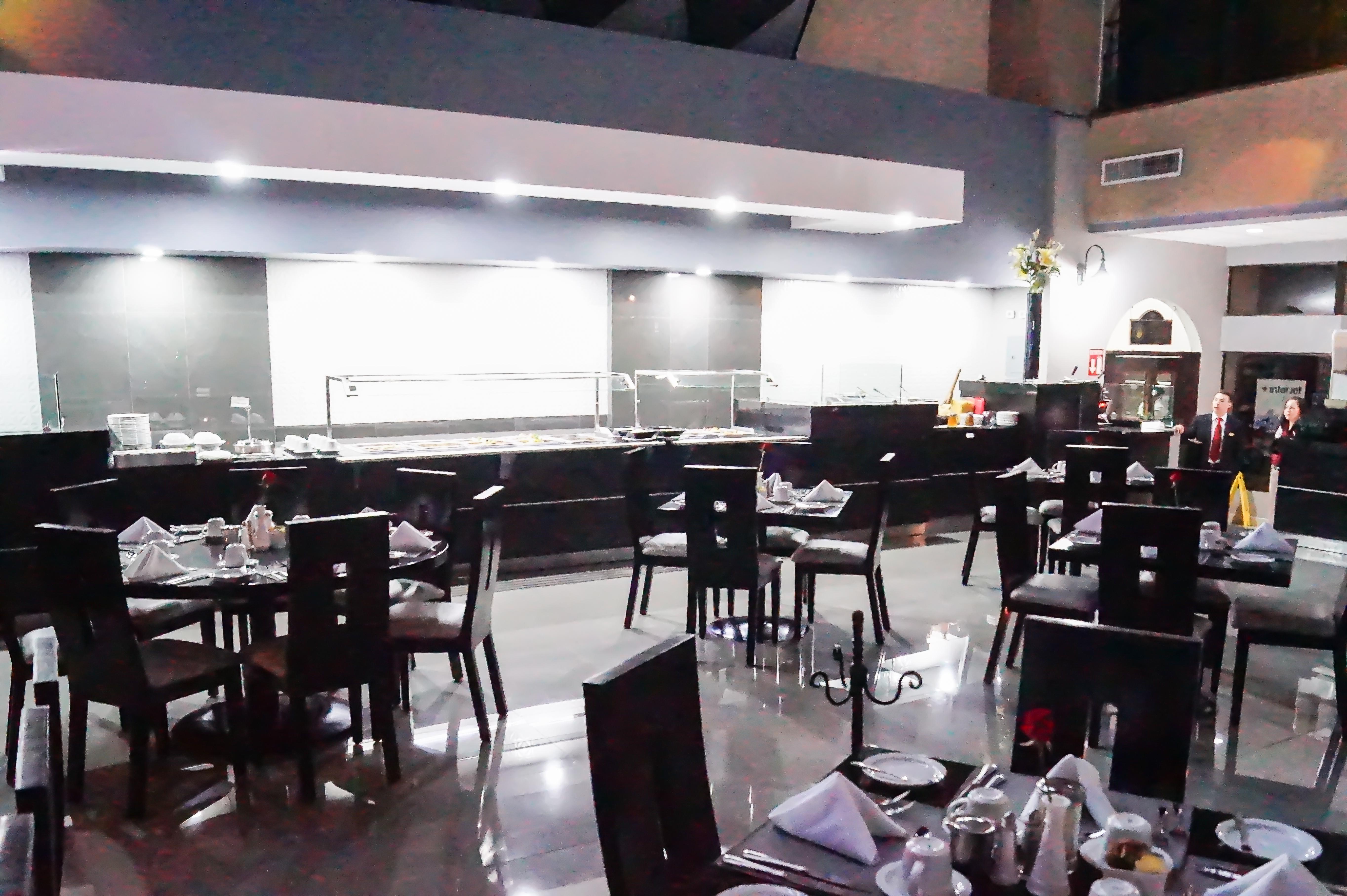 Hotel Pueblo Amigo Plaza Y Casino 4*