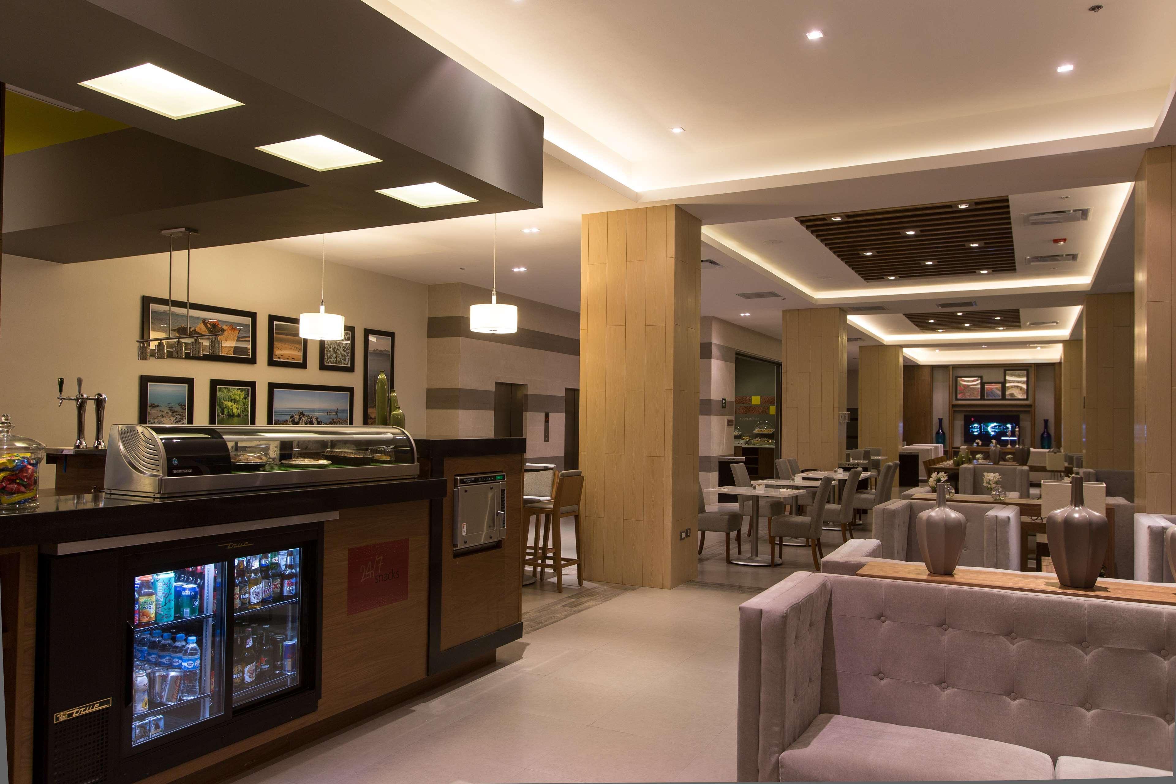 Hampton By Hilton 3*