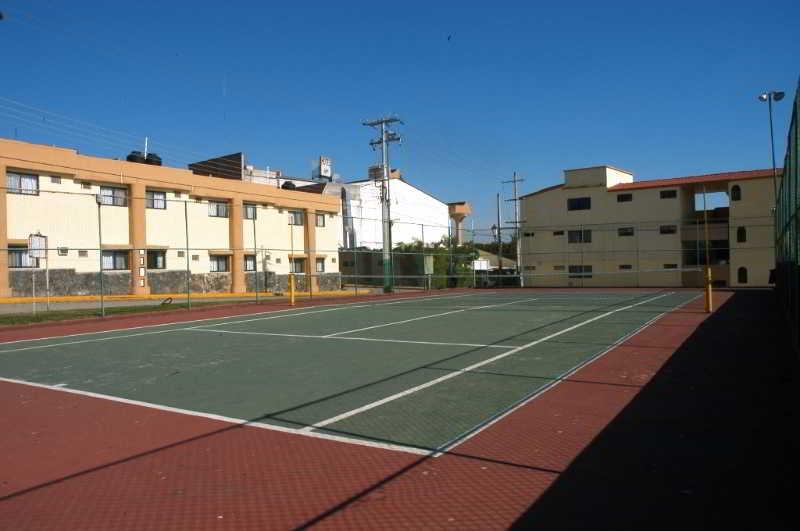 Dorados Conventions & Hotel