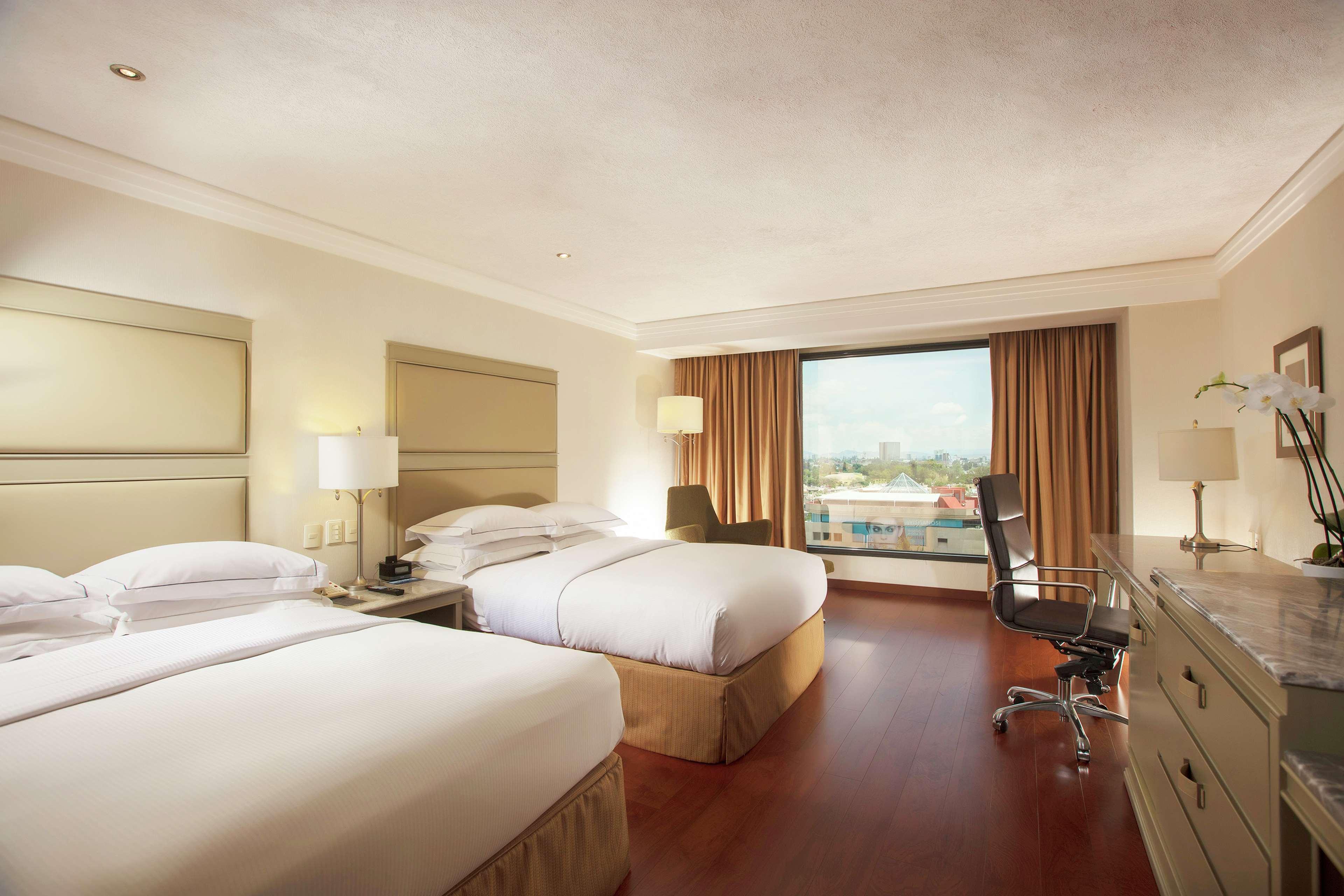 Hotel Barcelo Guadalajara