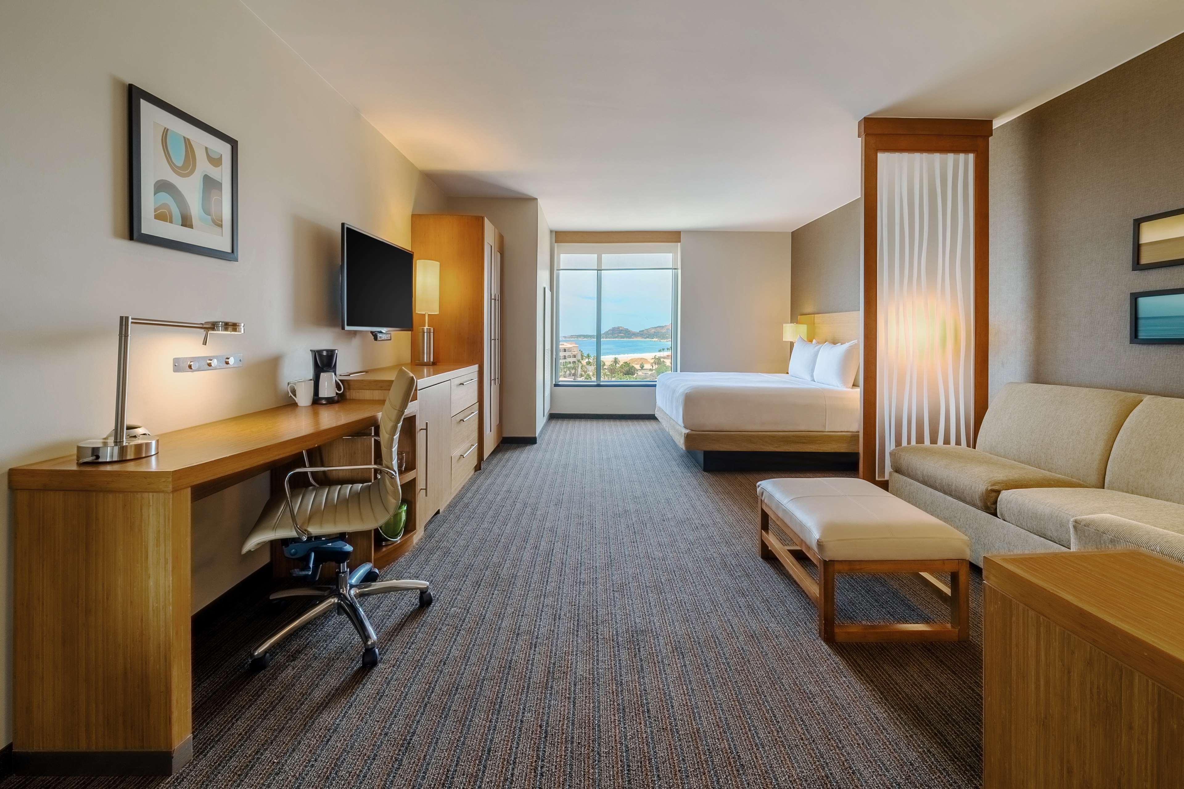 Hotel Hyatt Place Cabos 3*