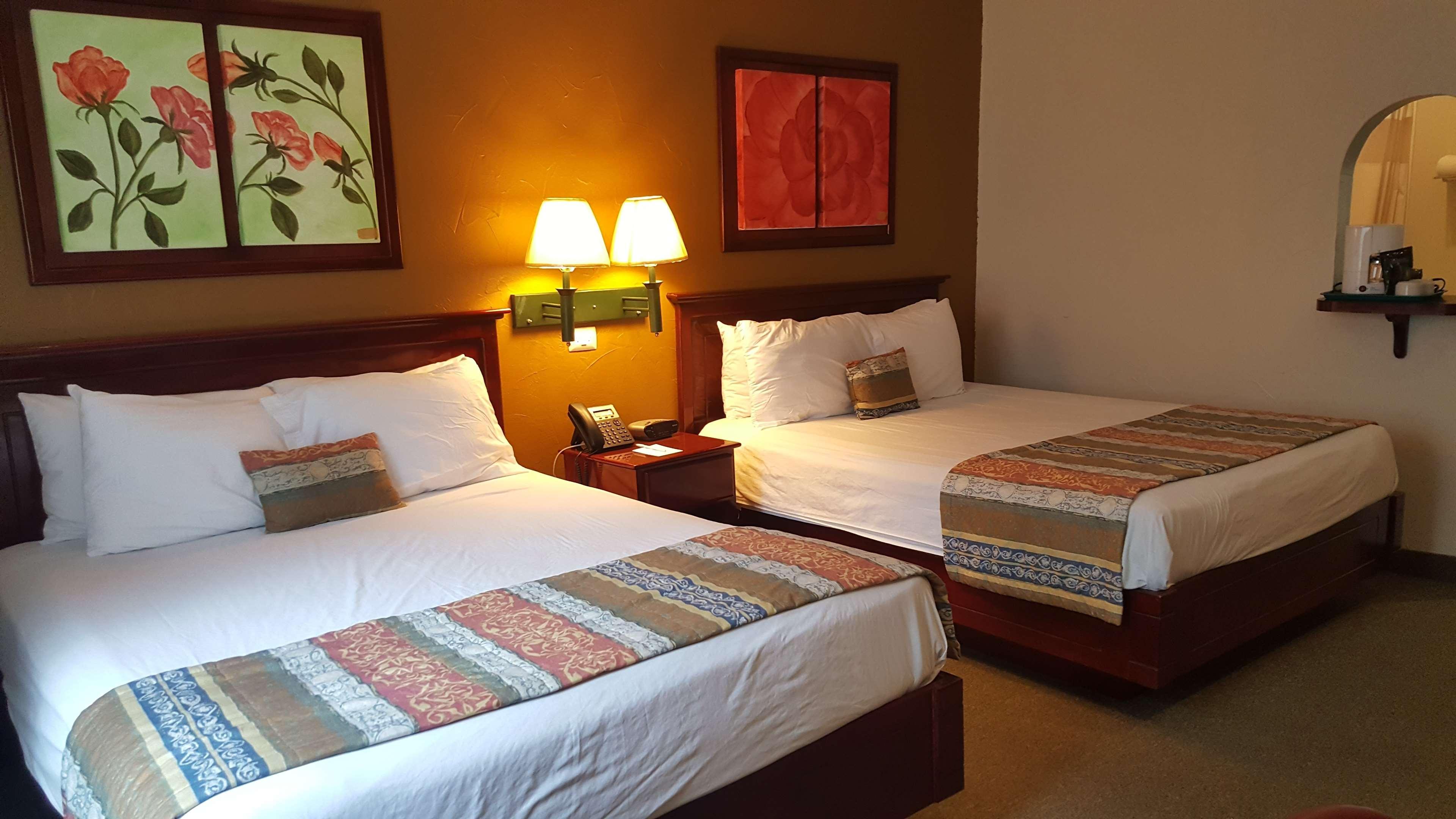 Western Bazarell Hotel