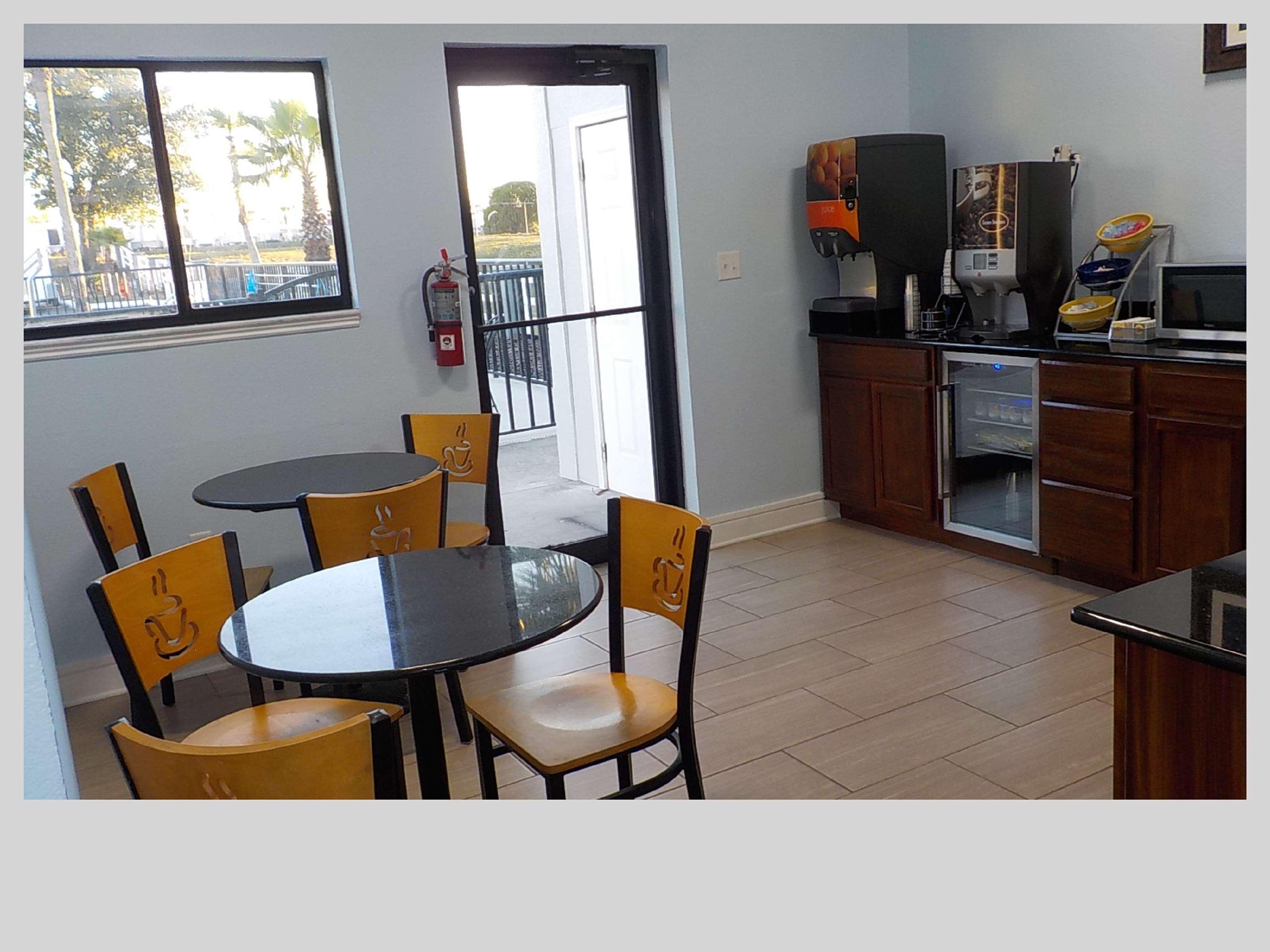 Western Bazarell Hotel 3*