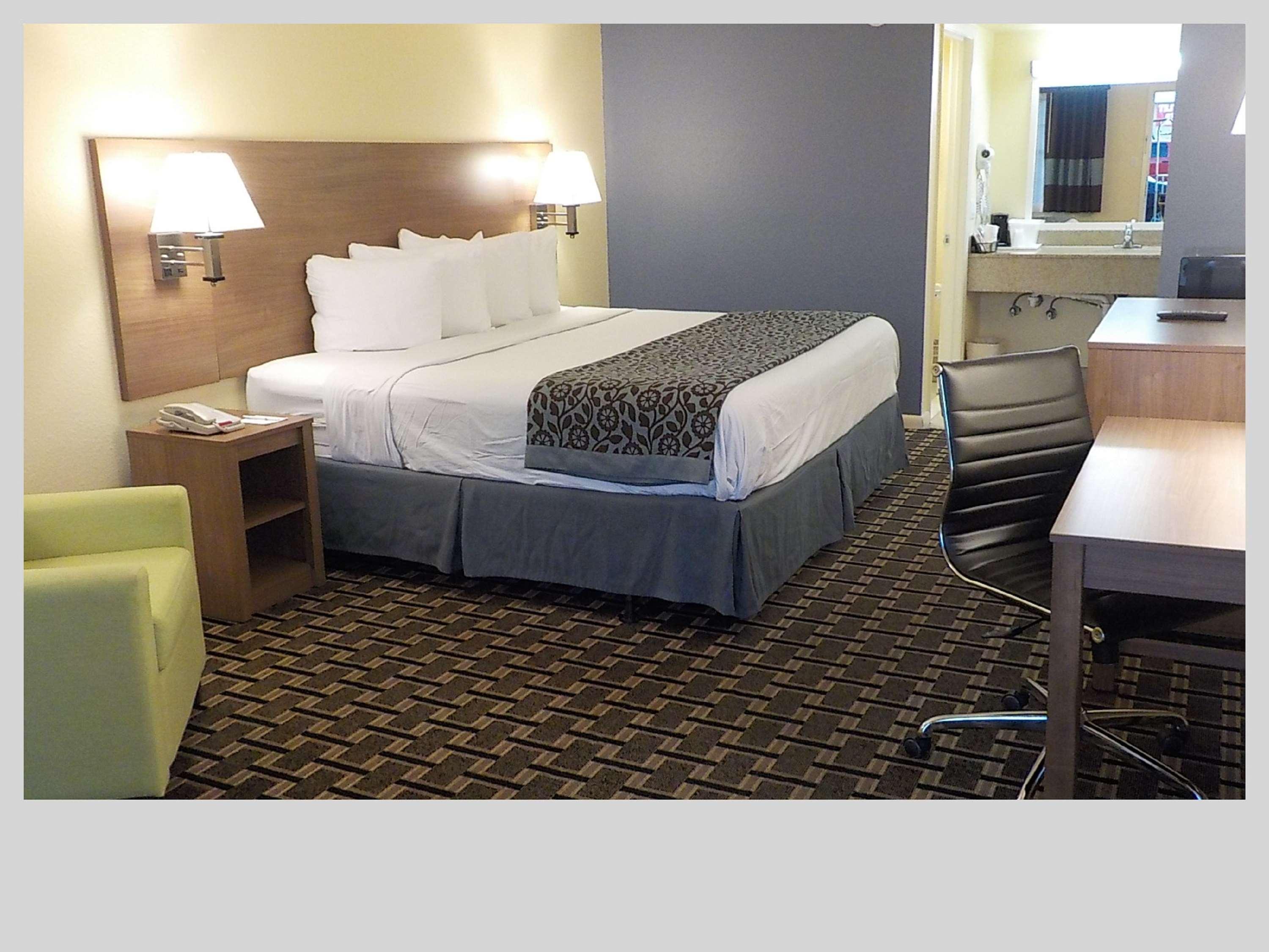 Hotel Western Bazarell 3*