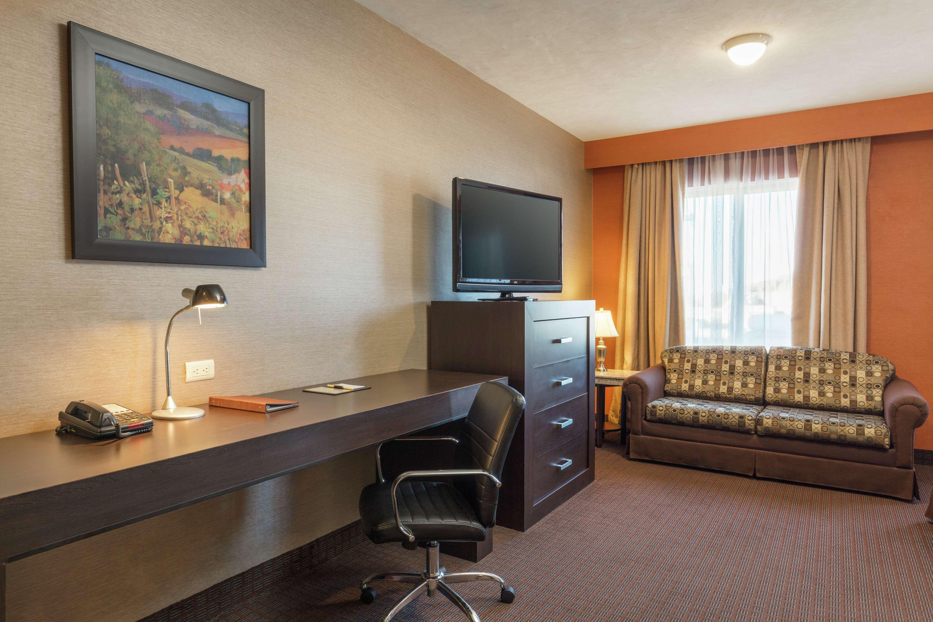 Doubletree By Hilton