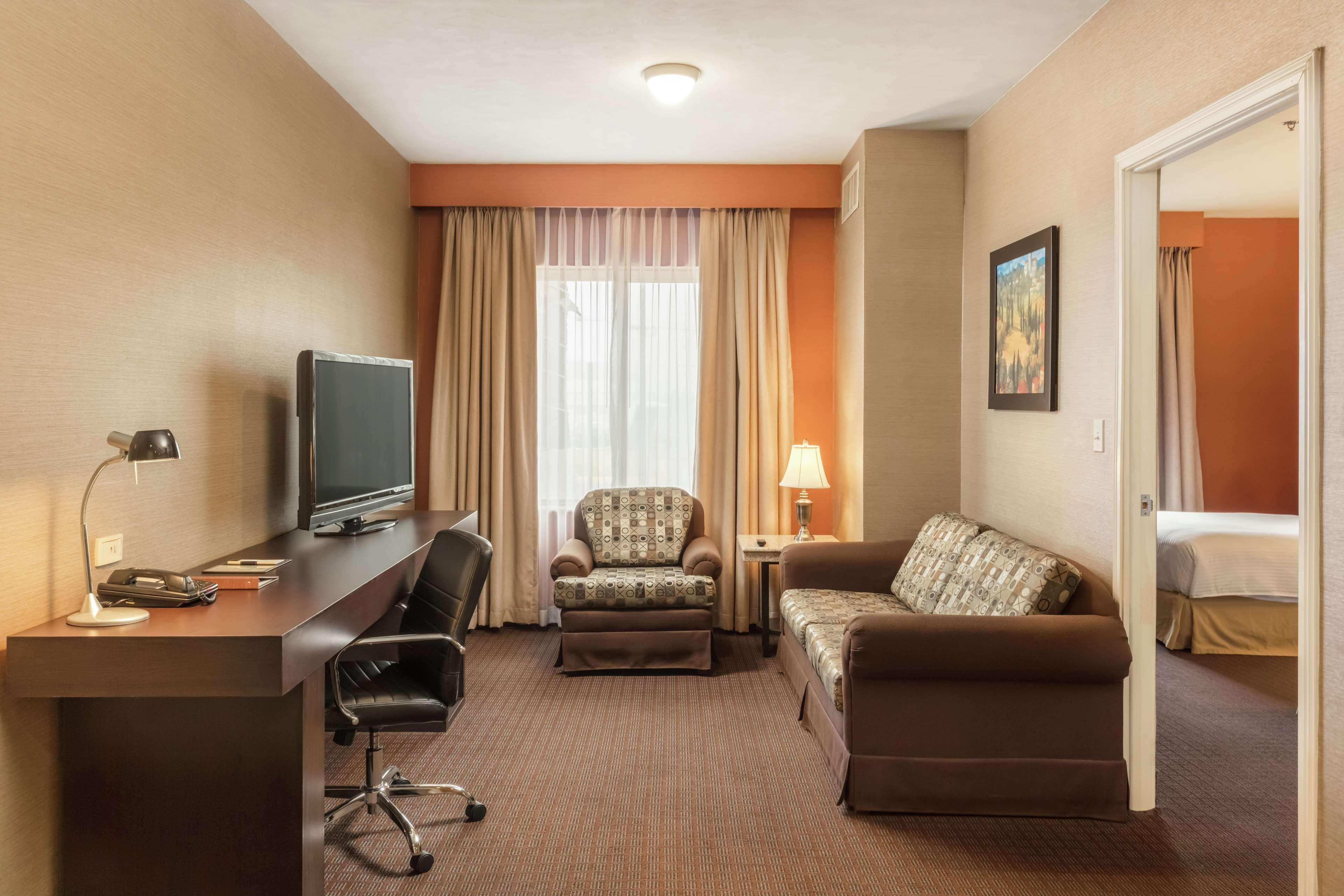 Doubletree By Hilton Hotel