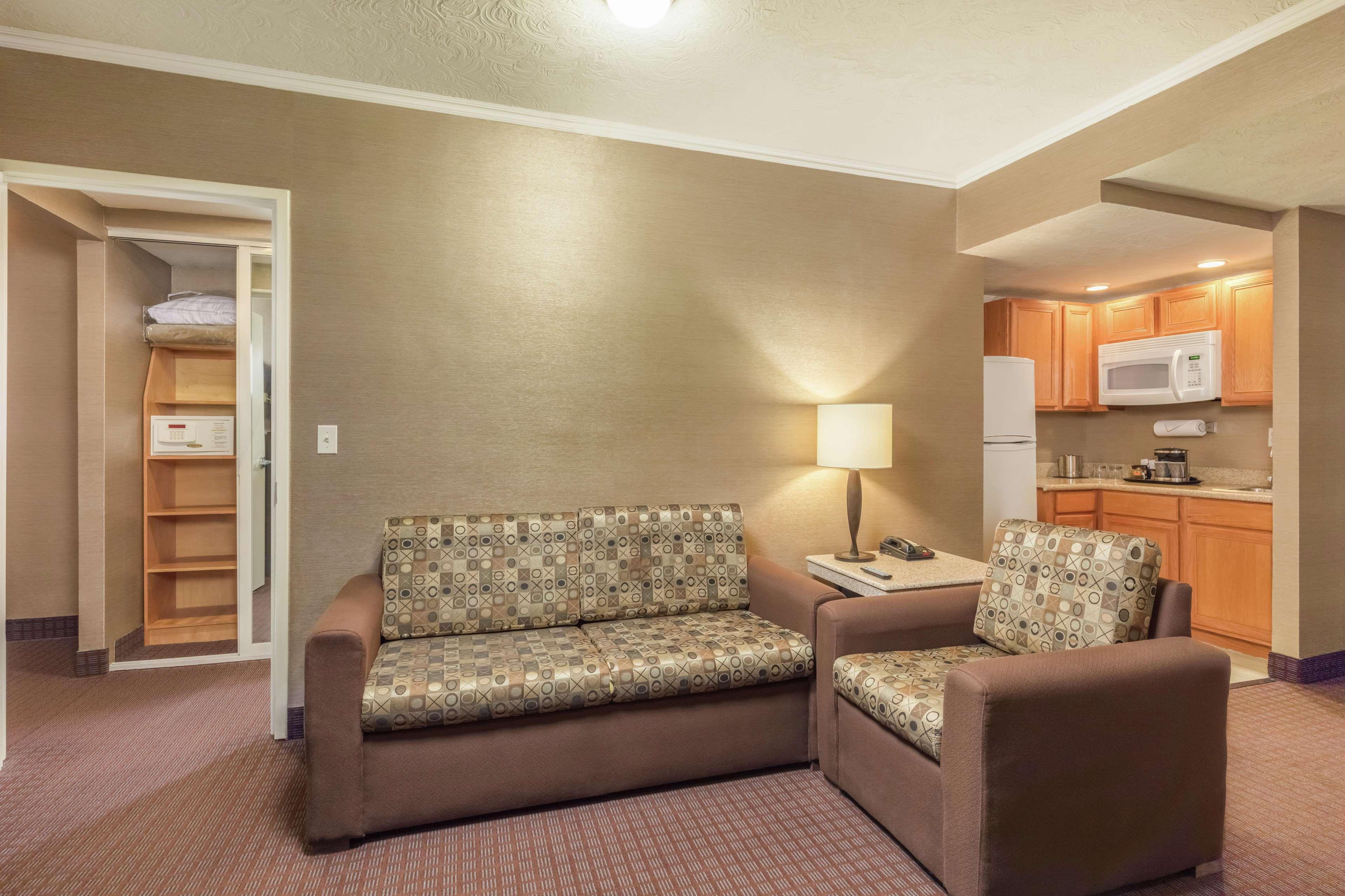 Doubletree By Hilton Hotel