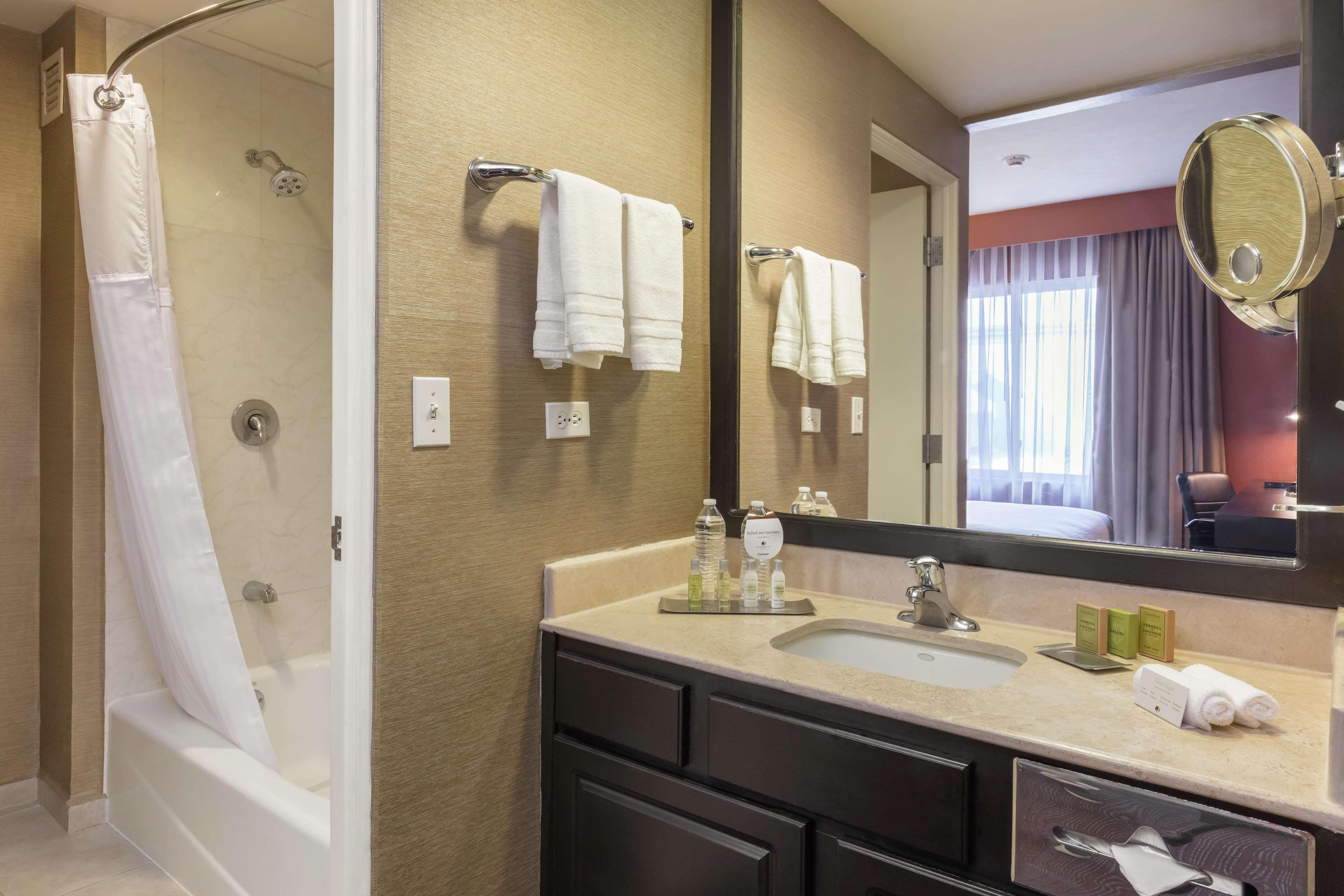 Doubletree By Hilton Hotel 4*