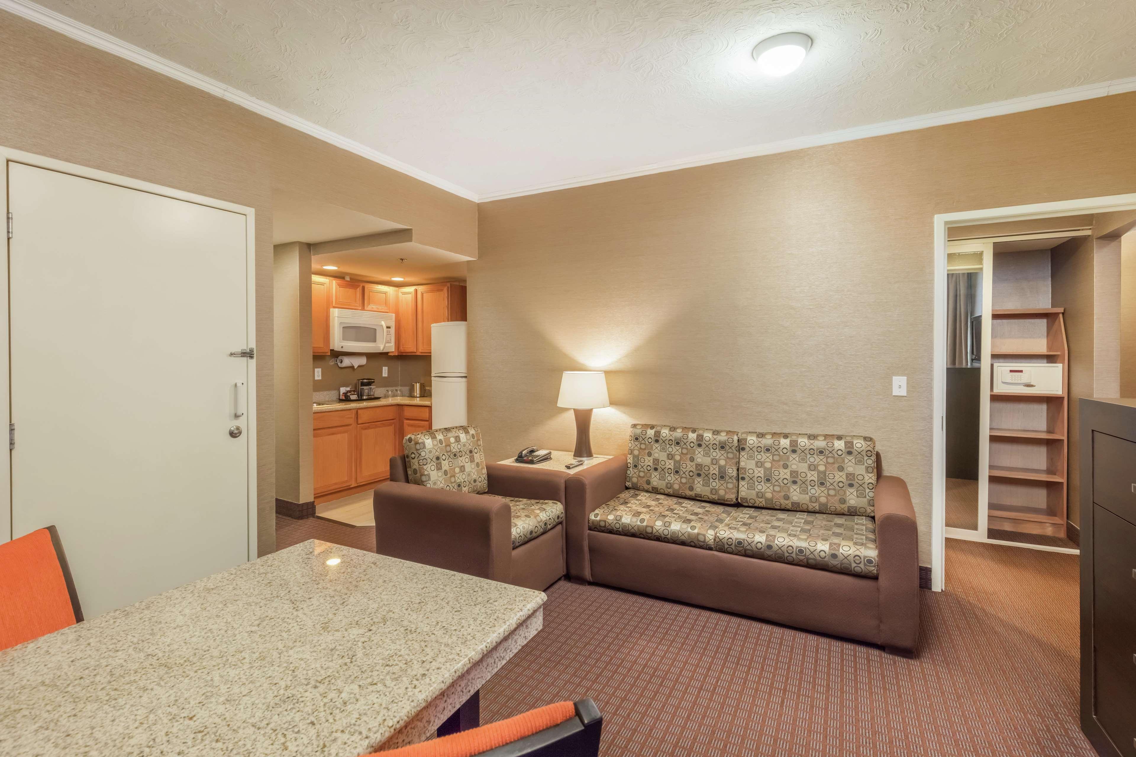 Doubletree By Hilton Hotel 4*