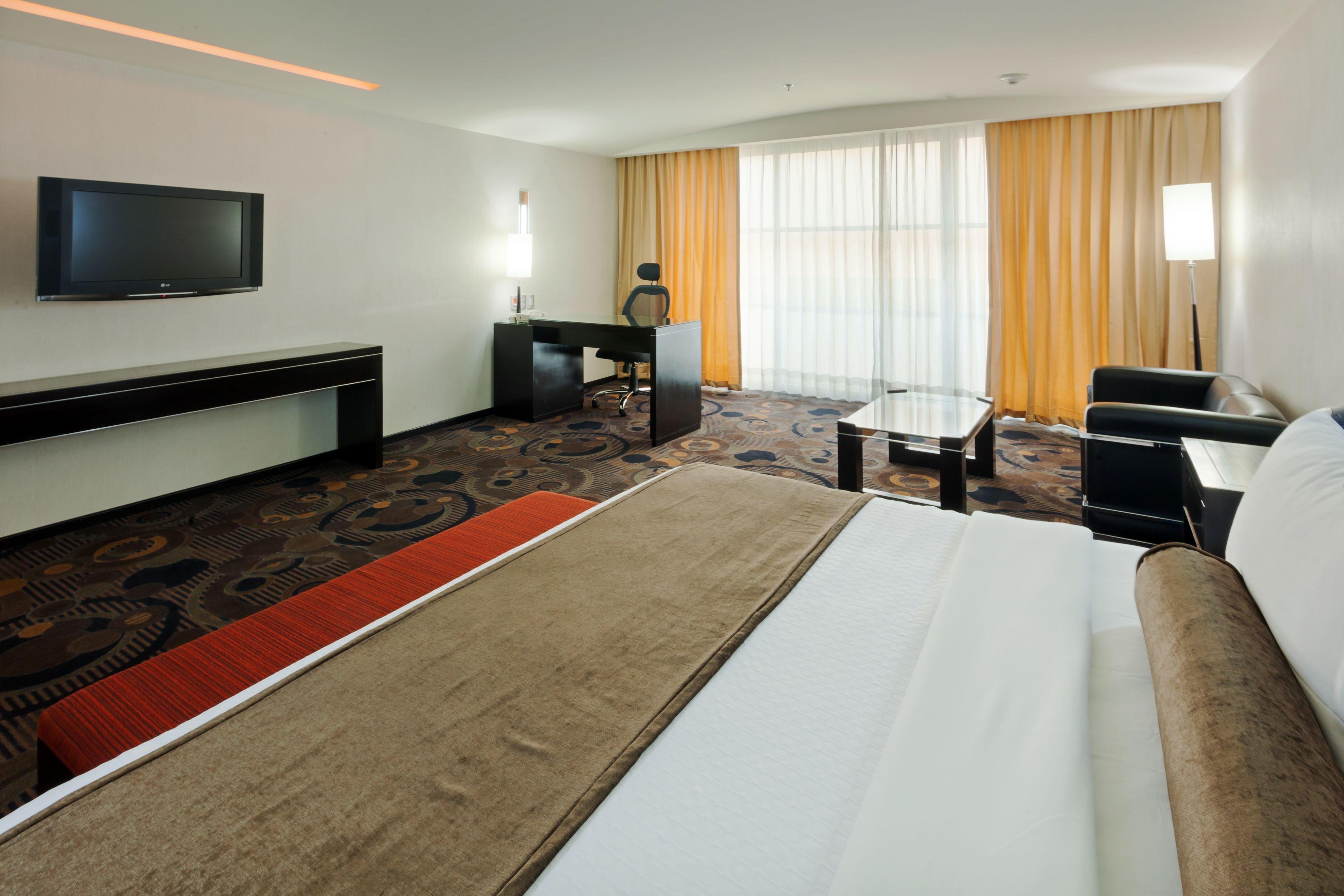Crowne Plaza - Lancaster By Ihg Toluca