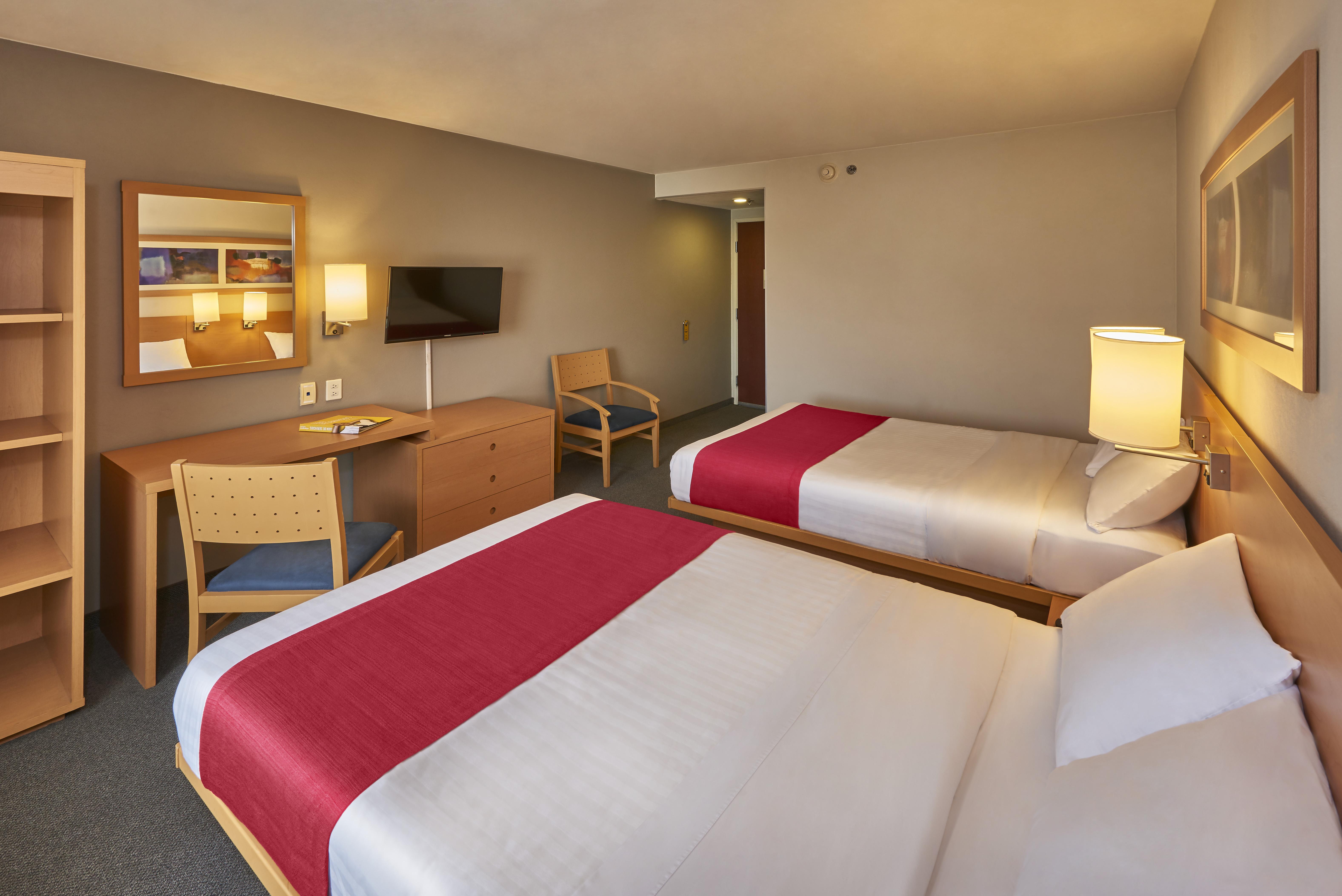 Express By Marriott Hotel 4*
