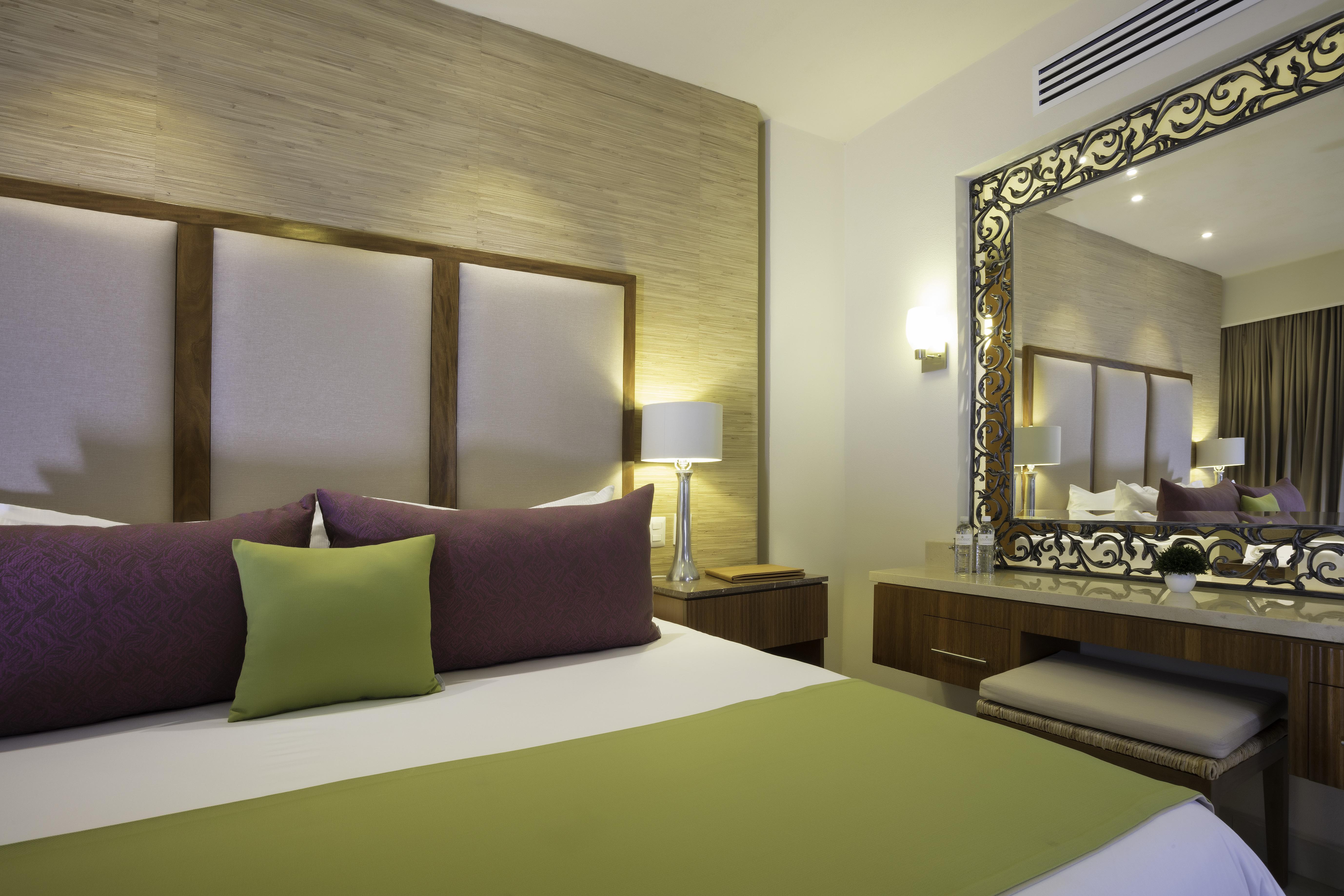 Almar Luxury Lgbt Front Experience (adults Only) 4*