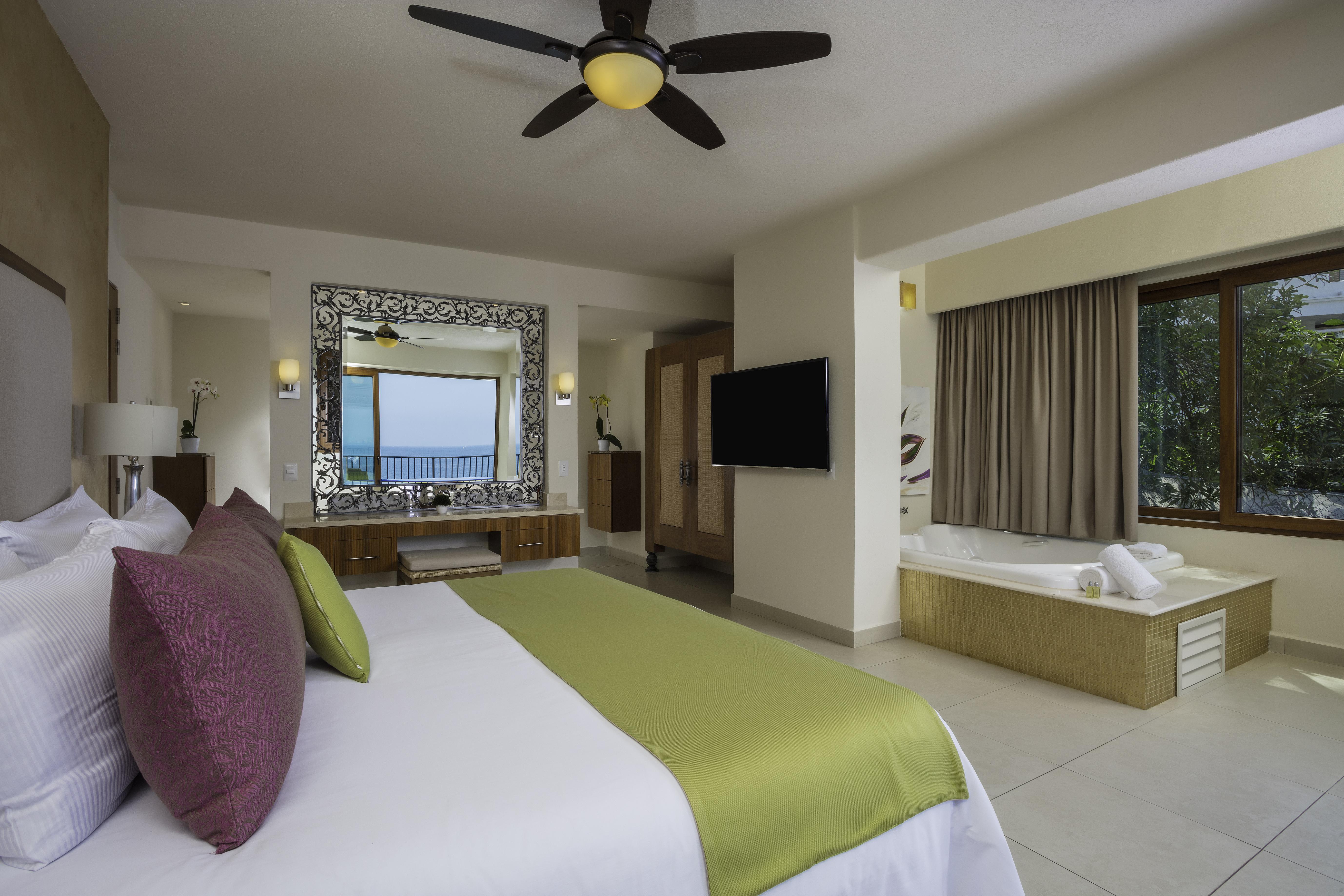 Almar Luxury Lgbt Front Experience (adults Only) Resort 4*