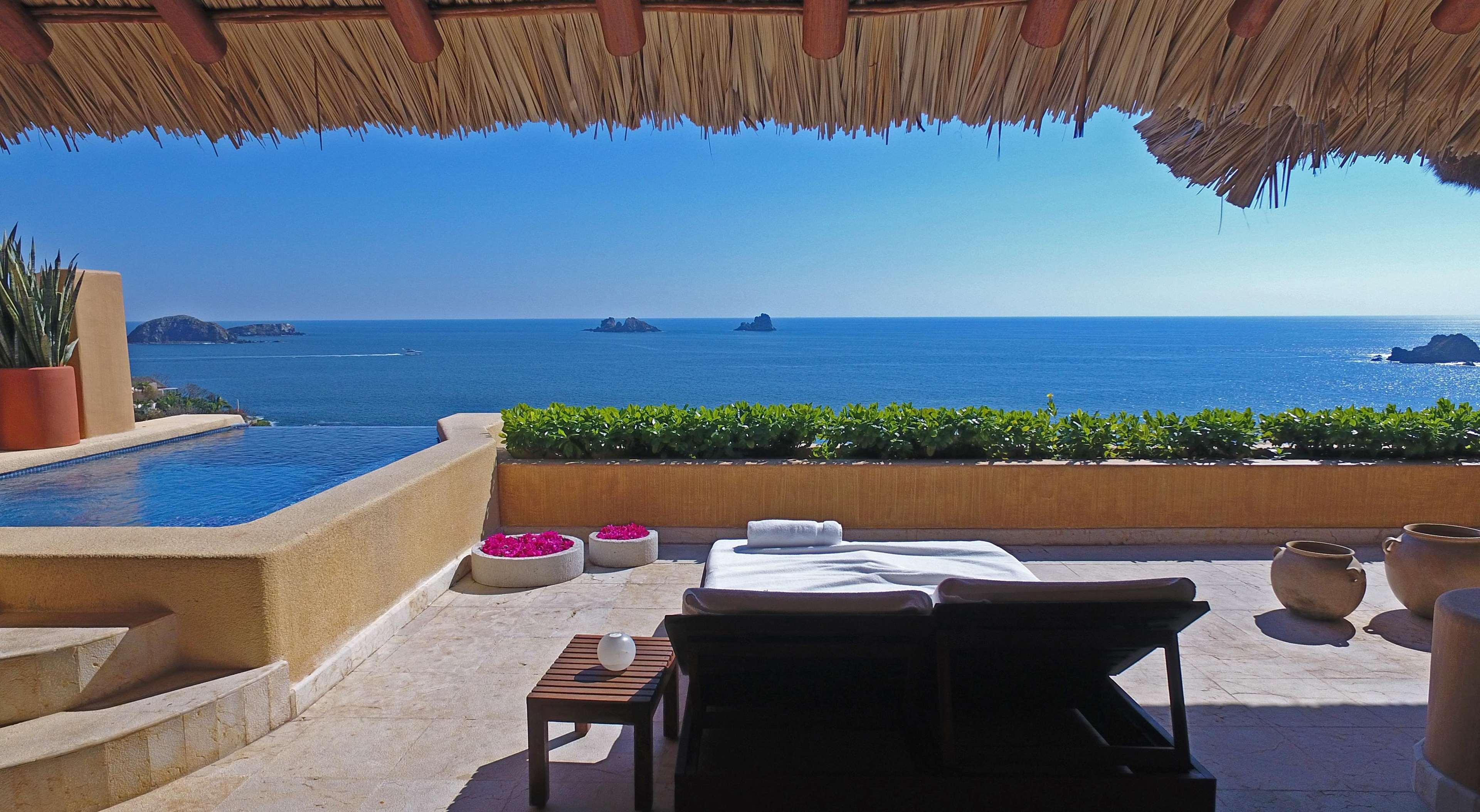 Cala De Mar & Ixtapa Hotel 5*