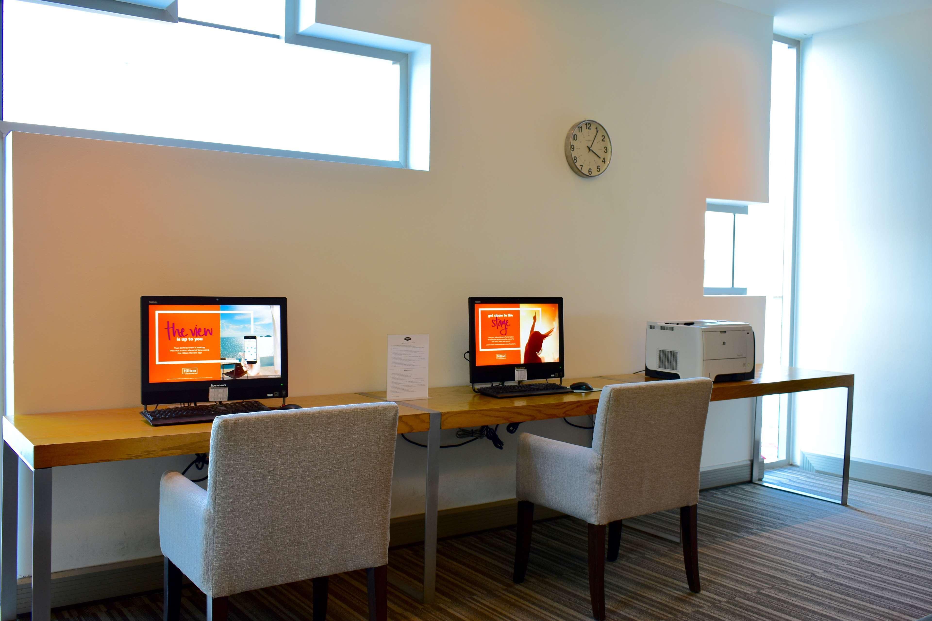 Hampton By Hilton Hotel 3*
