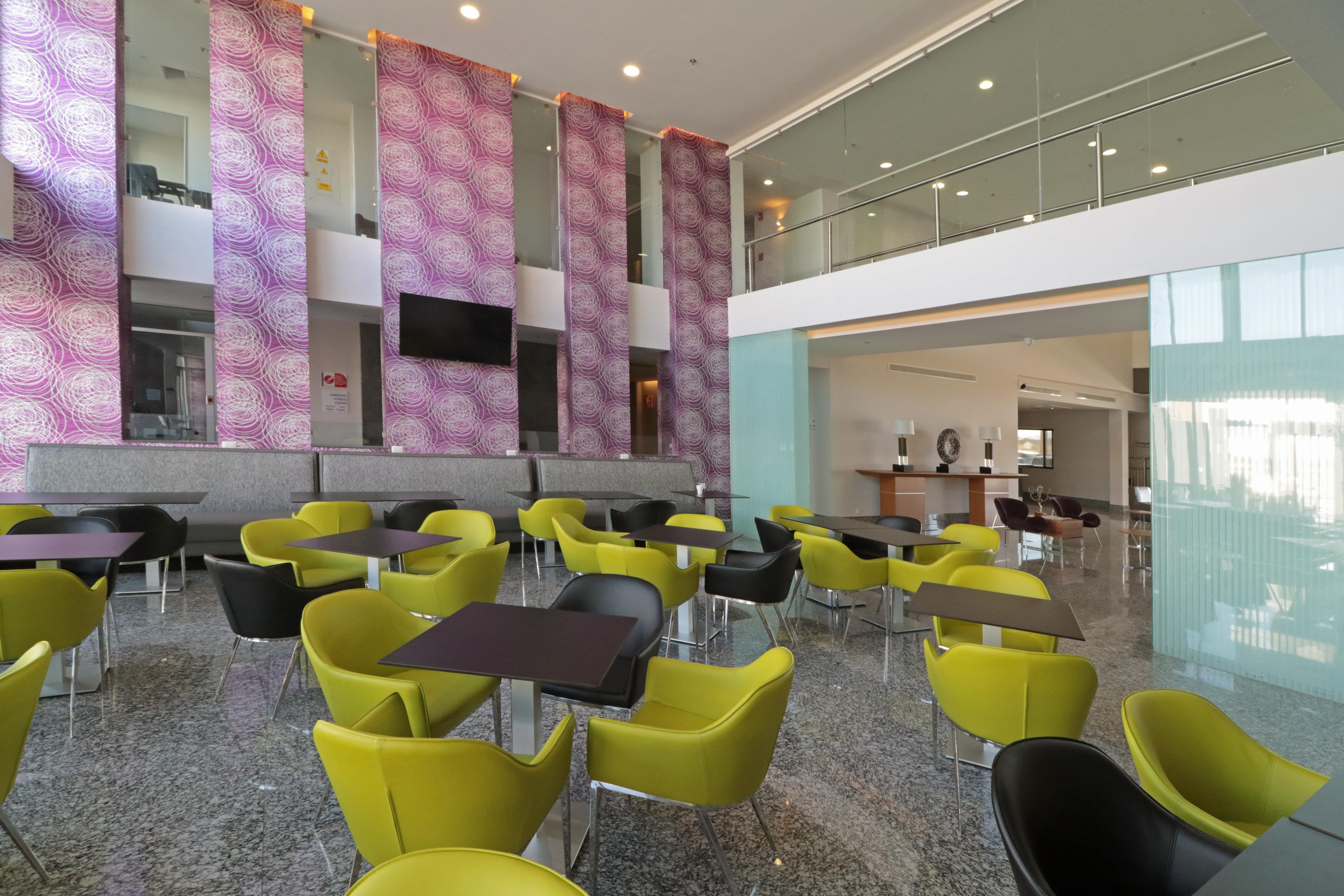 Hotel Express & By Ihg 3*