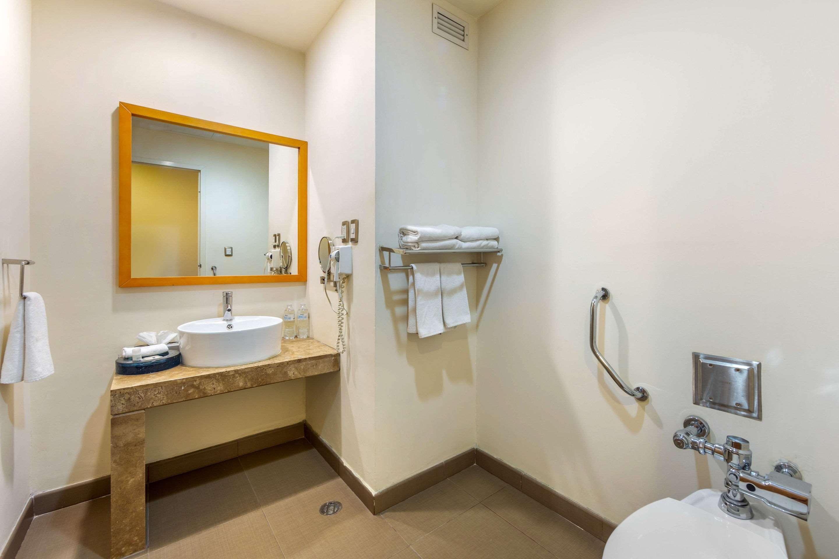 Greenwood Hotel 4*