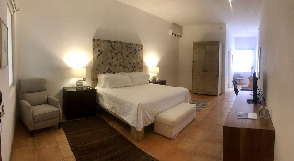 Hotel Boutique Casareyna 5*