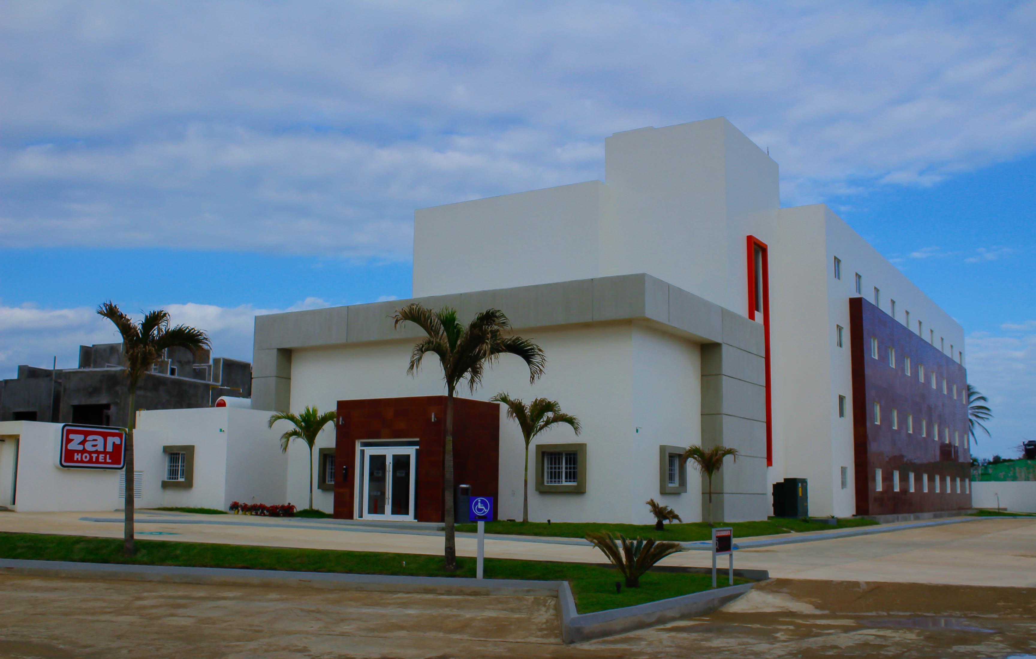 Zar Hotel 3*