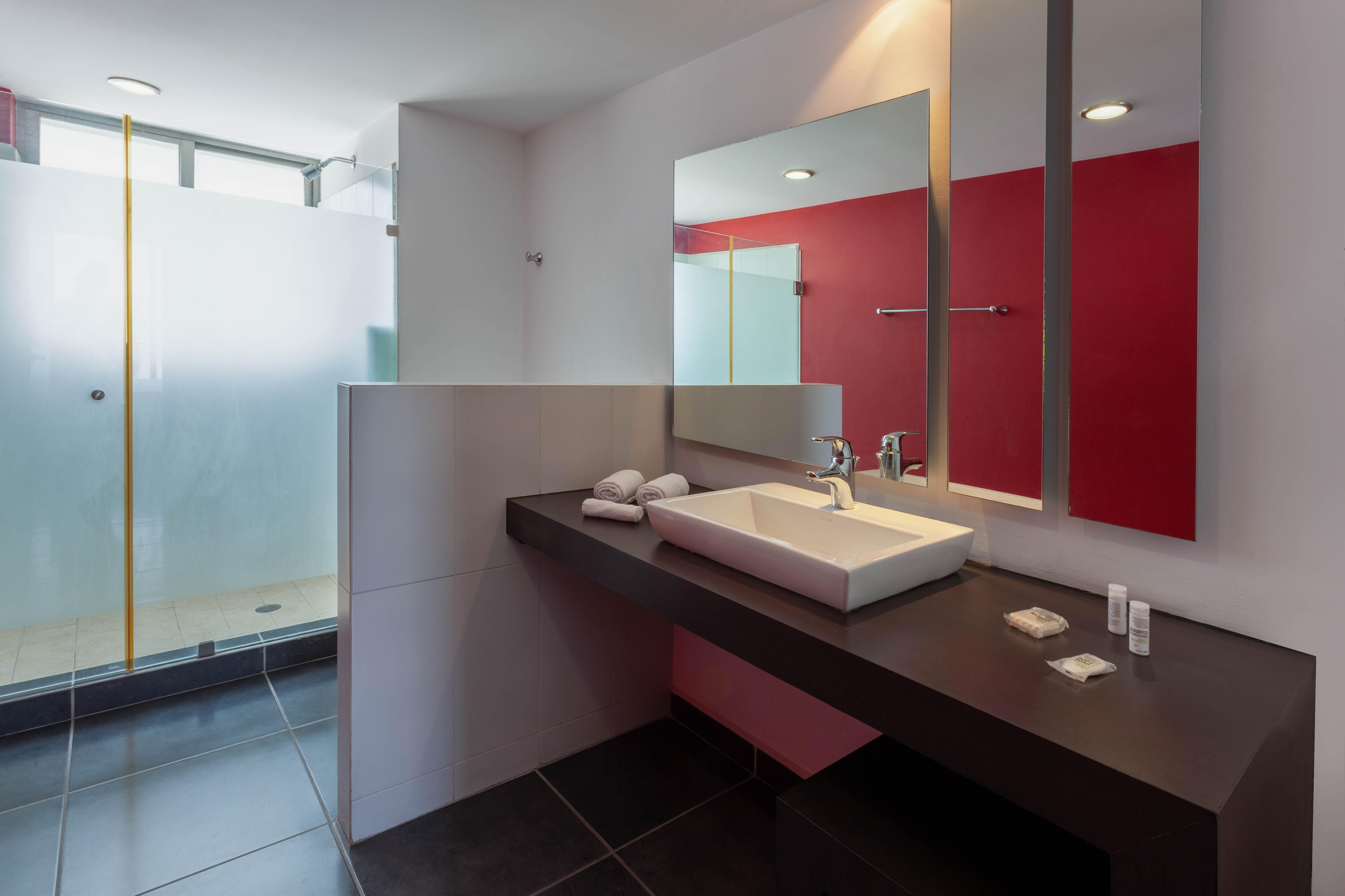 Ramada By Wyndham & Acapulco