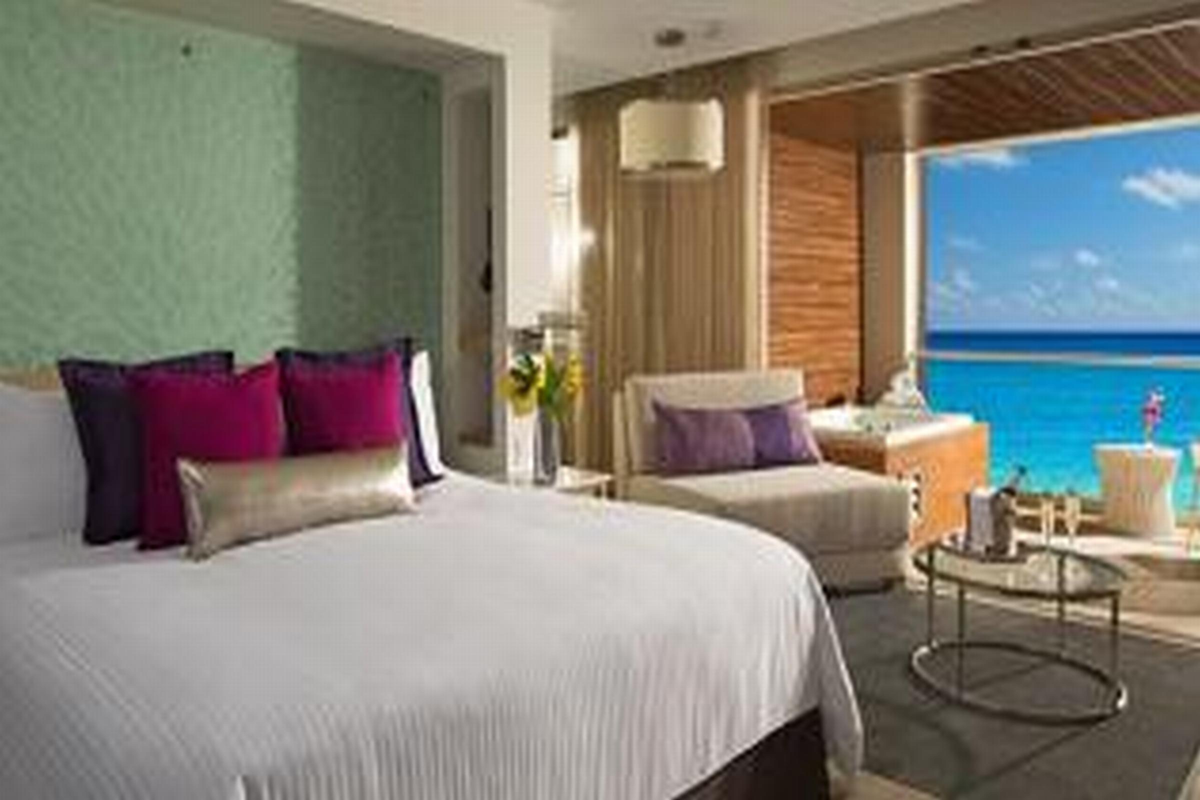 Breathless Riviera Cancun & Spa Resort