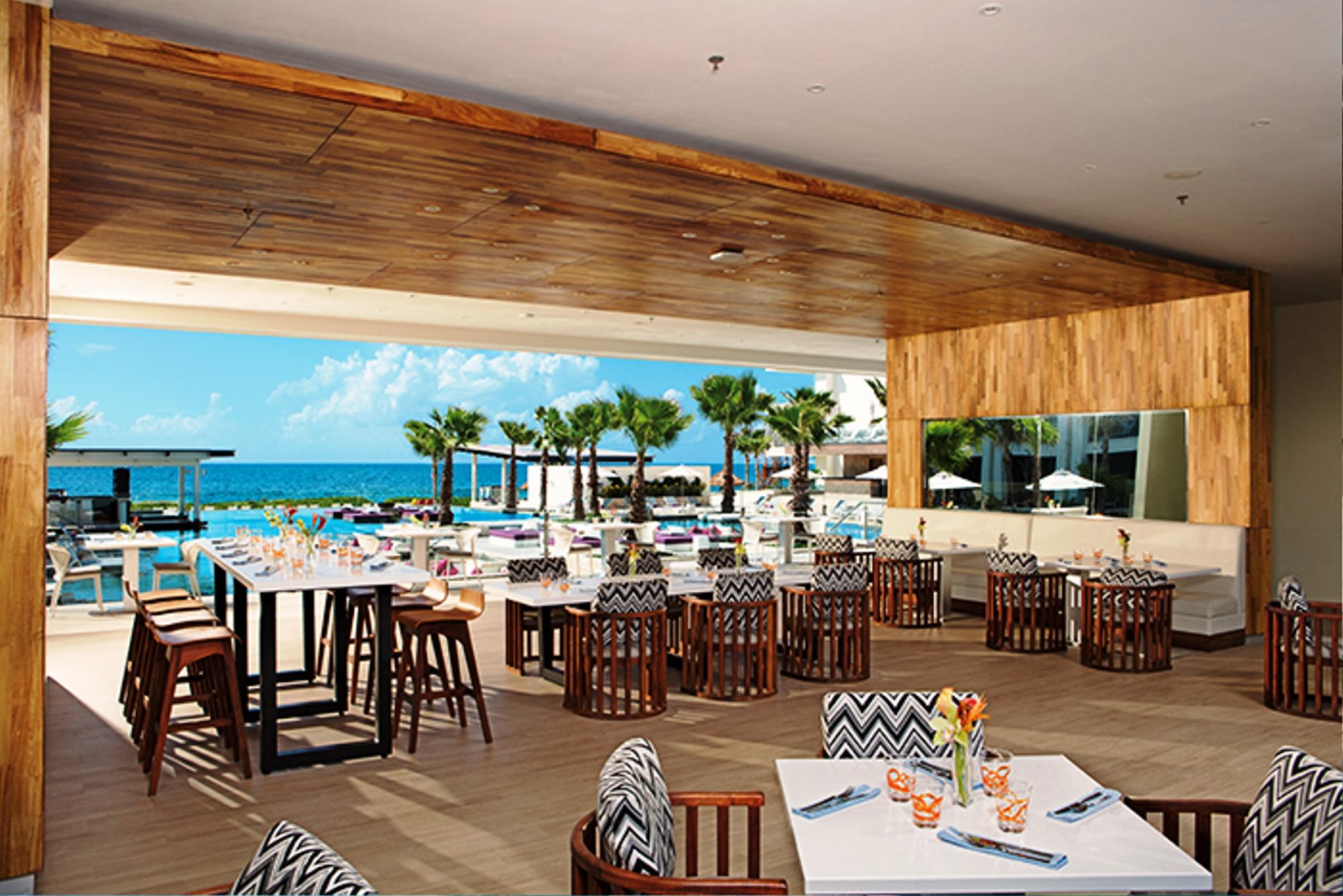 Breathless Riviera Cancun & Spa 5*