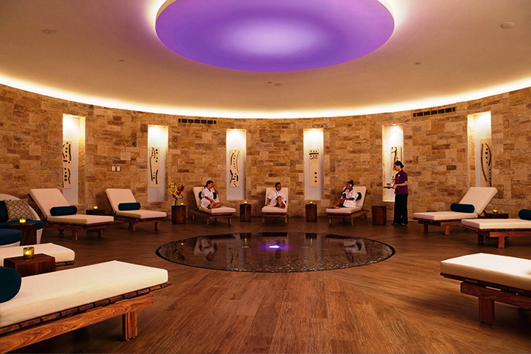 Breathless Riviera Cancun & Spa Resort