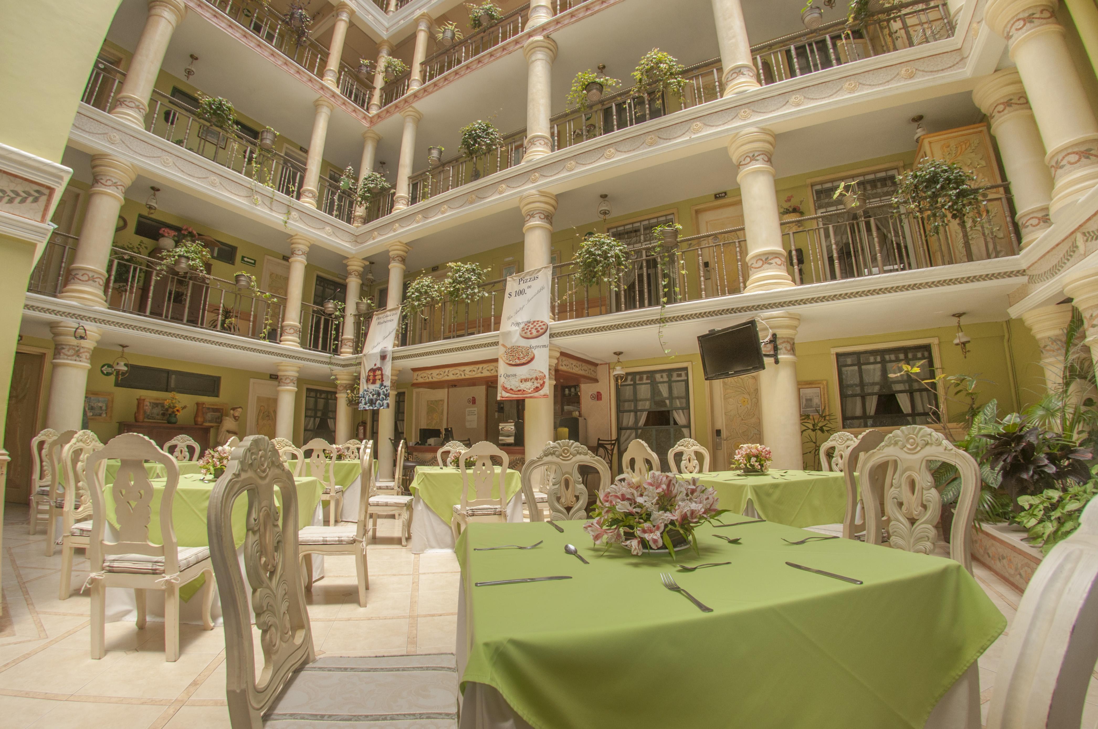 Margaritas Plaza Cristal Hotel