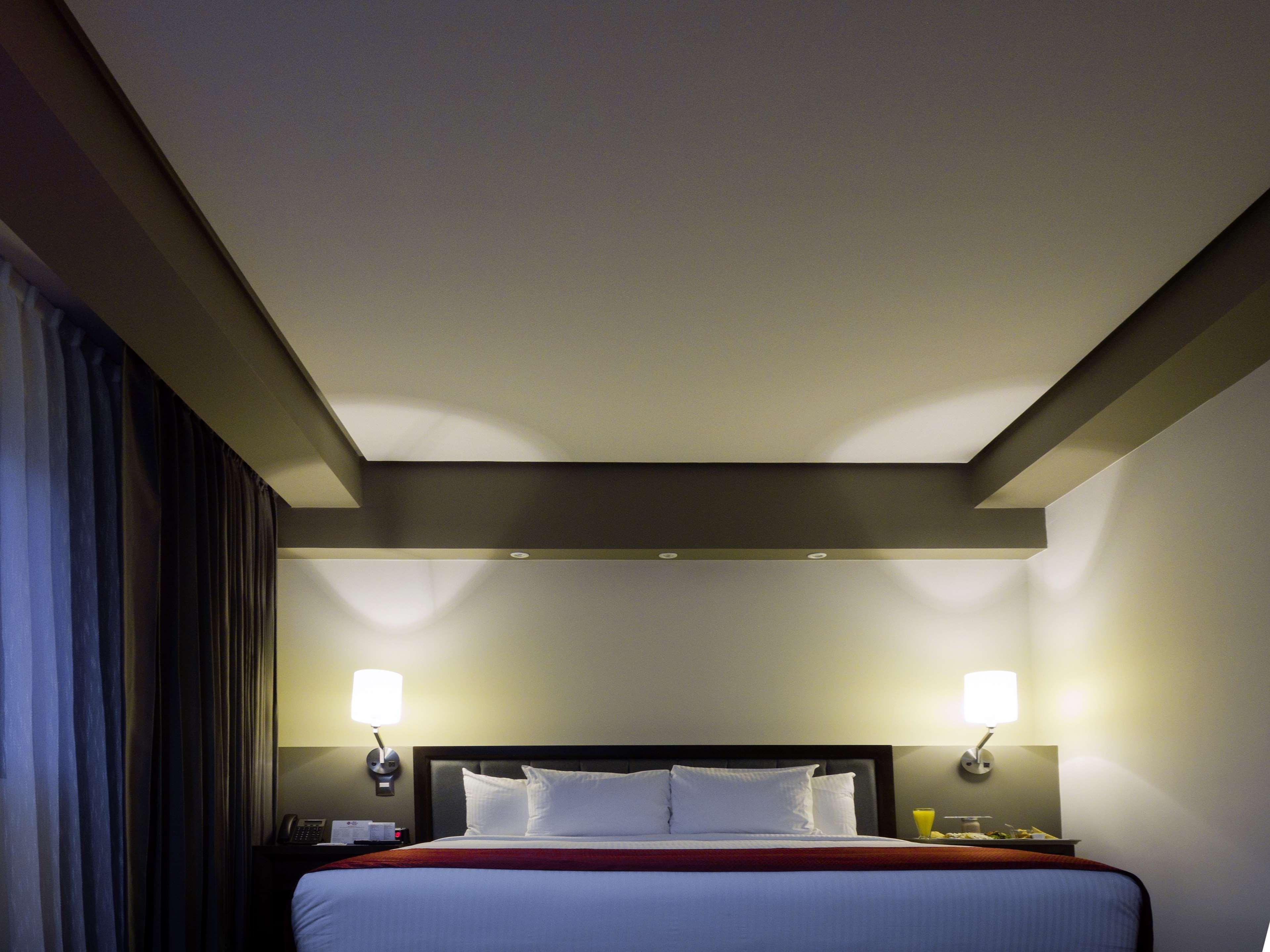 Western Santa Cecilia Hotel 4*
