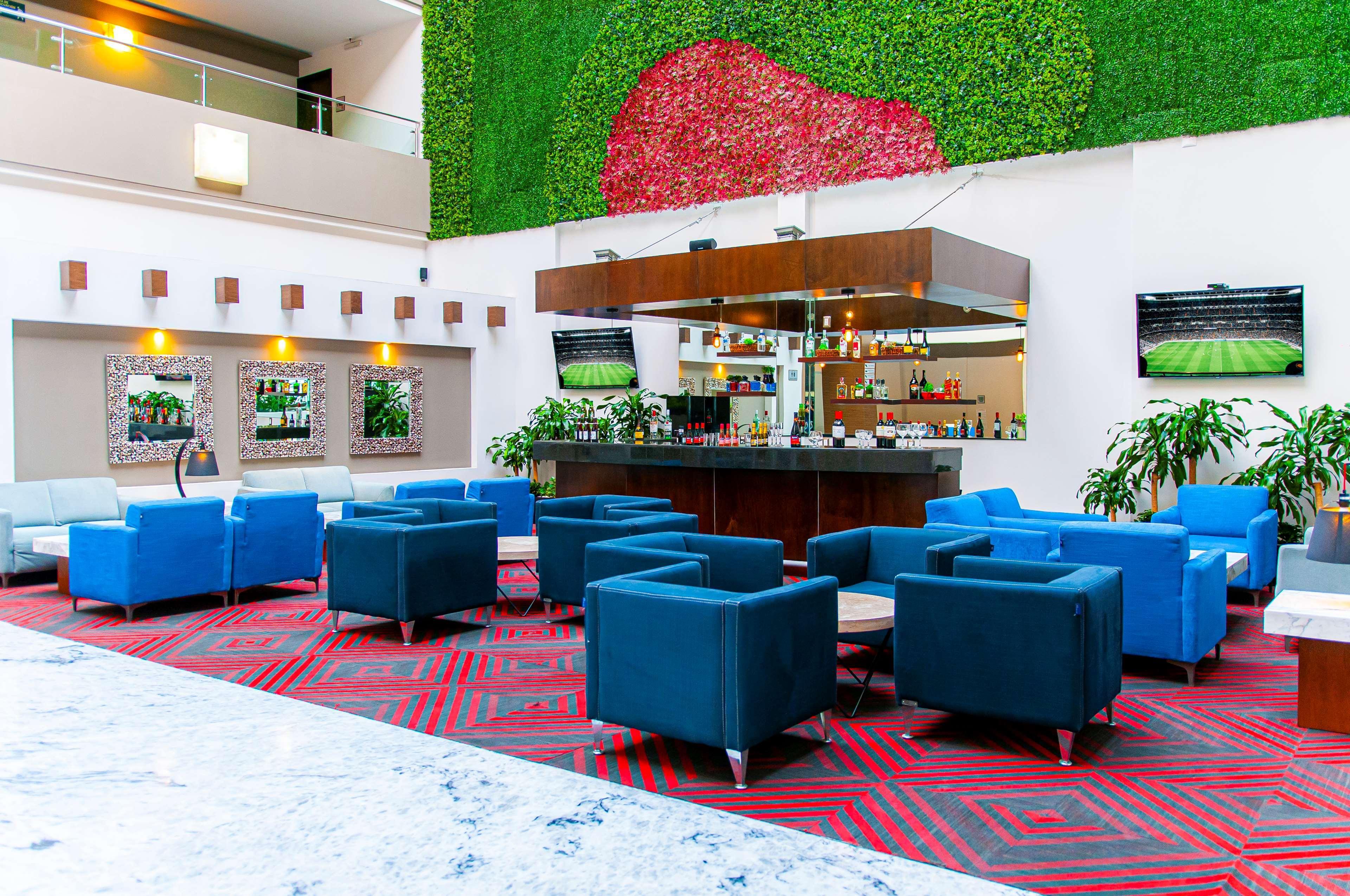 Hotel Western Santa Cecilia