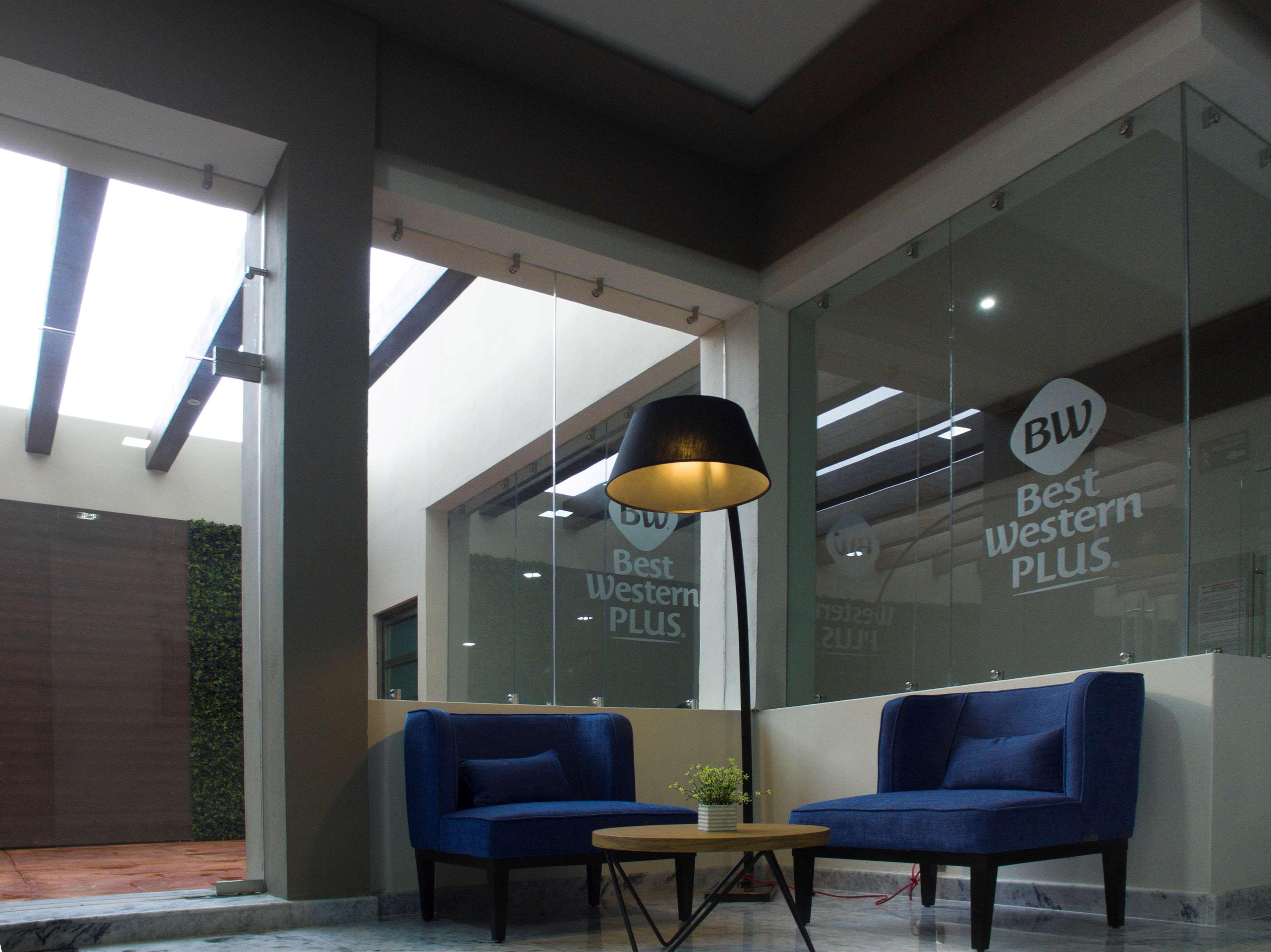 Hotel Western Santa Cecilia