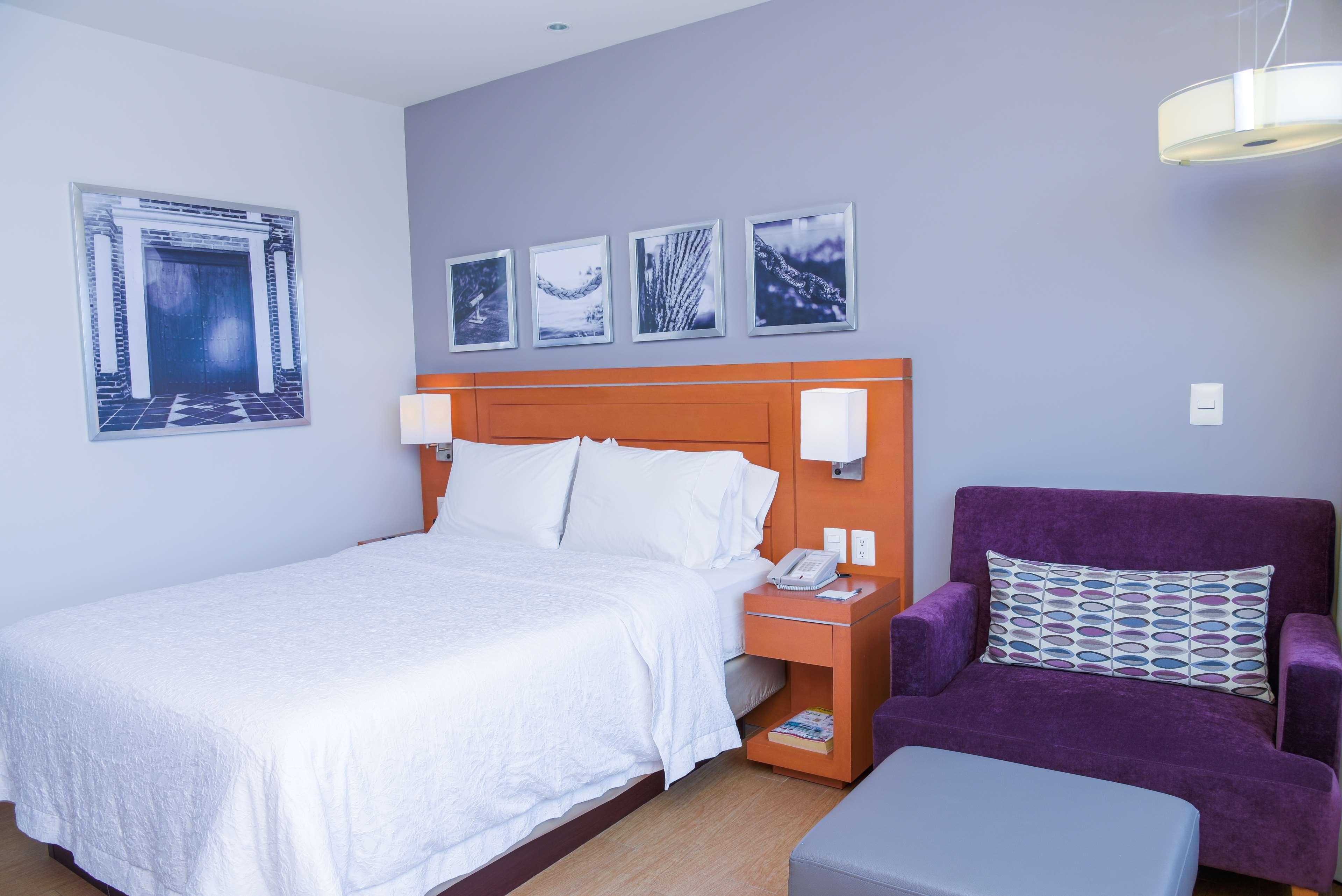 Hampton & By Hilton Paraiso