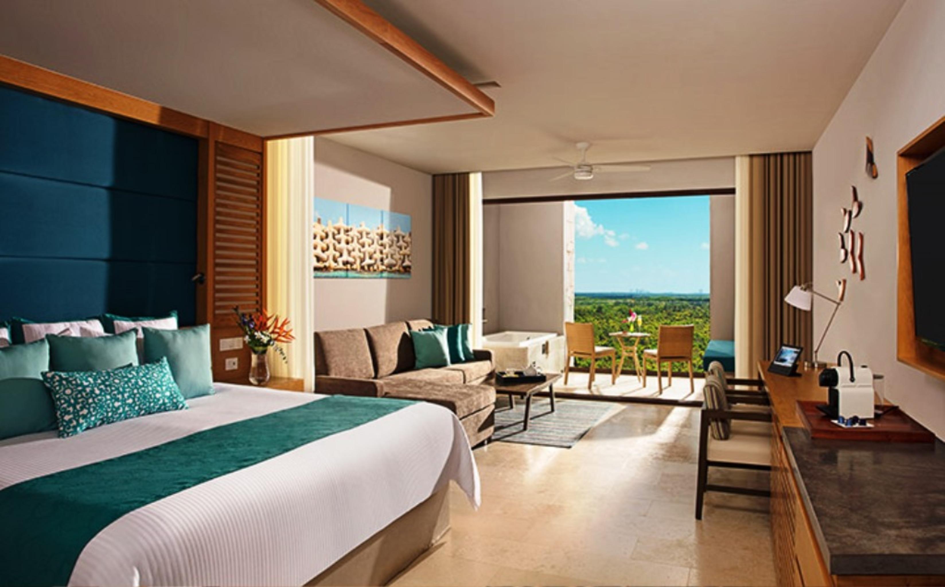 Resort Dreams Playa Mujeres Golf & Spa Resort 5*