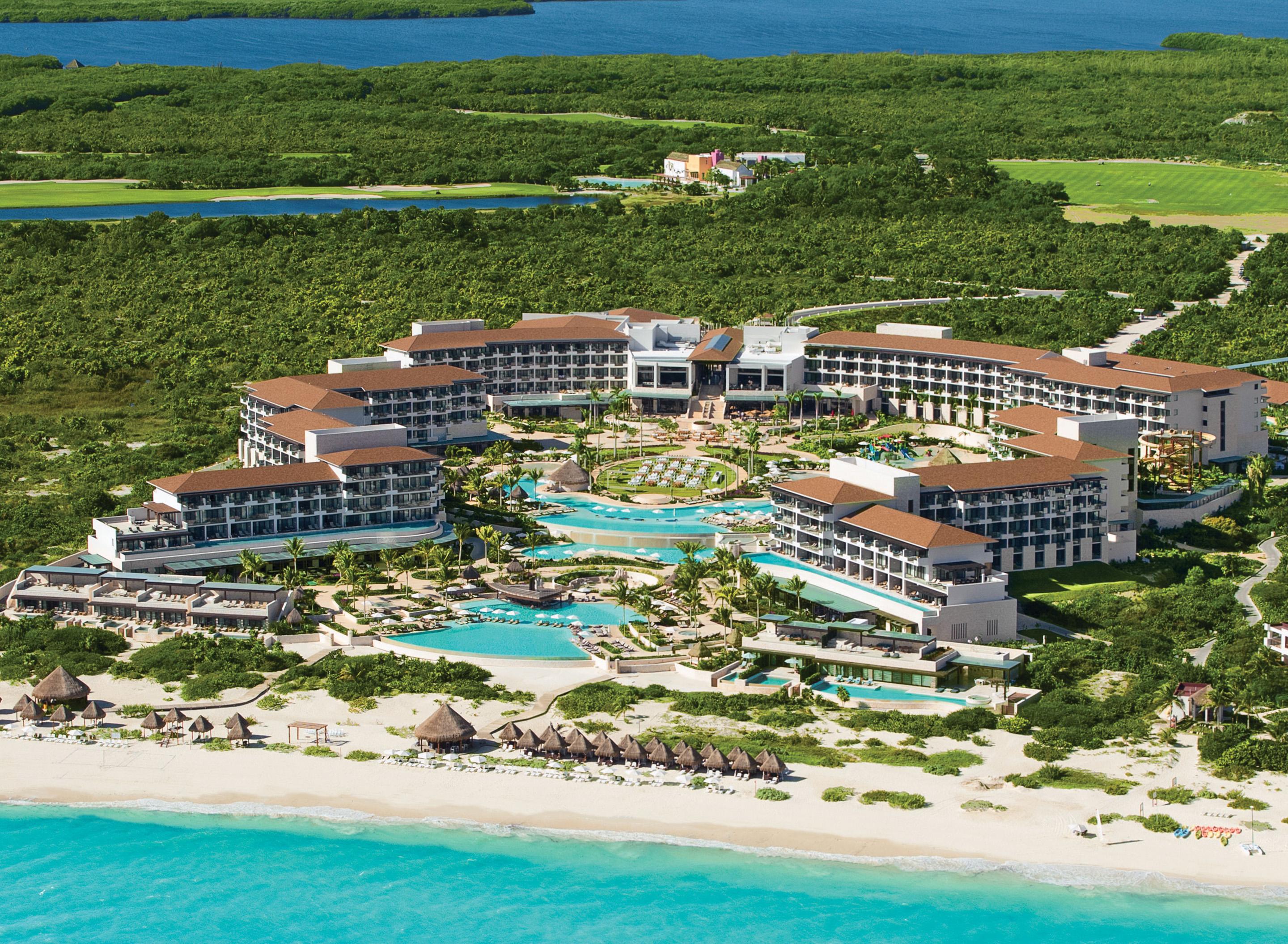 Resort Dreams Playa Mujeres Golf & Spa Resort