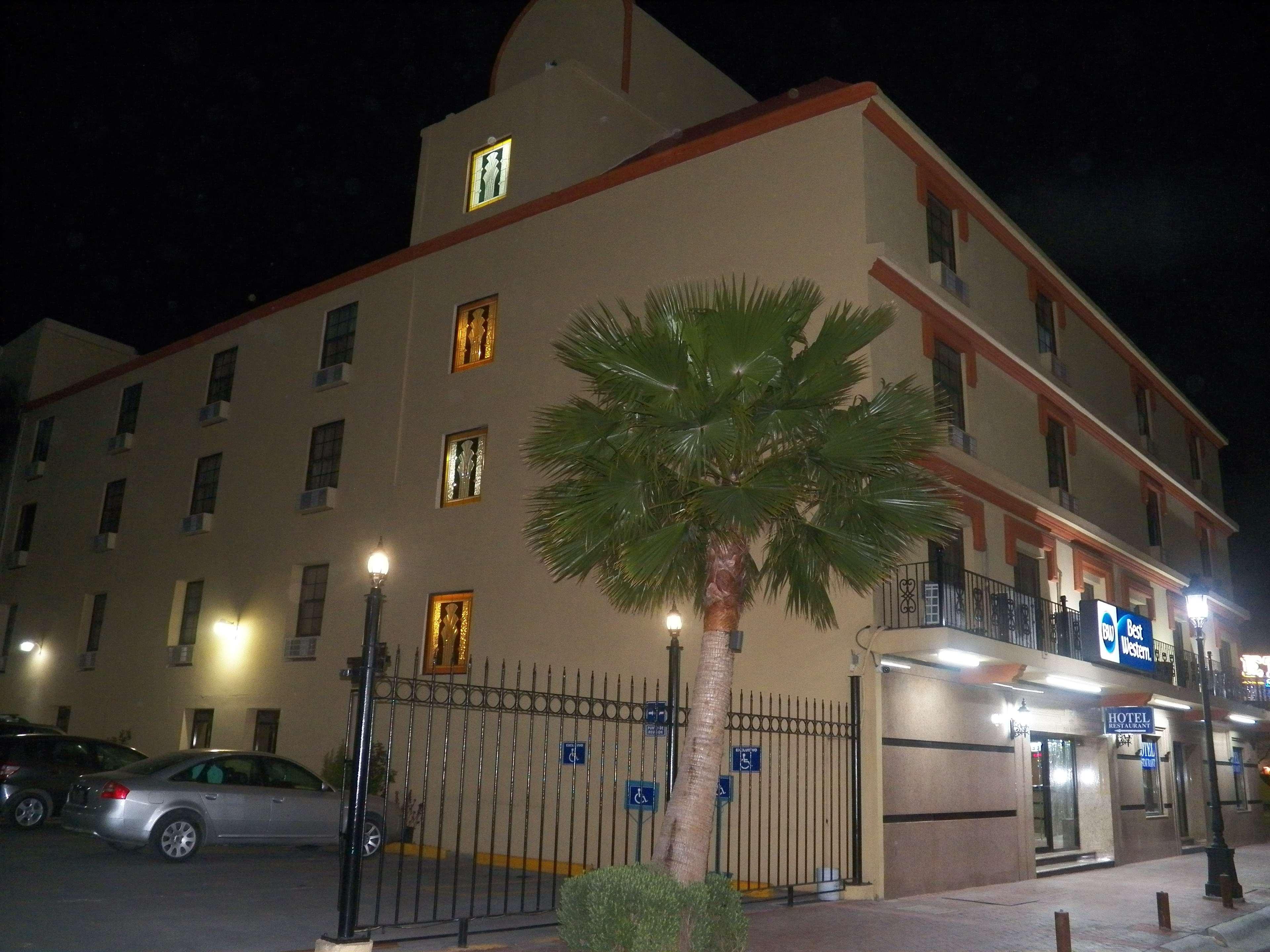 Western Plaza
