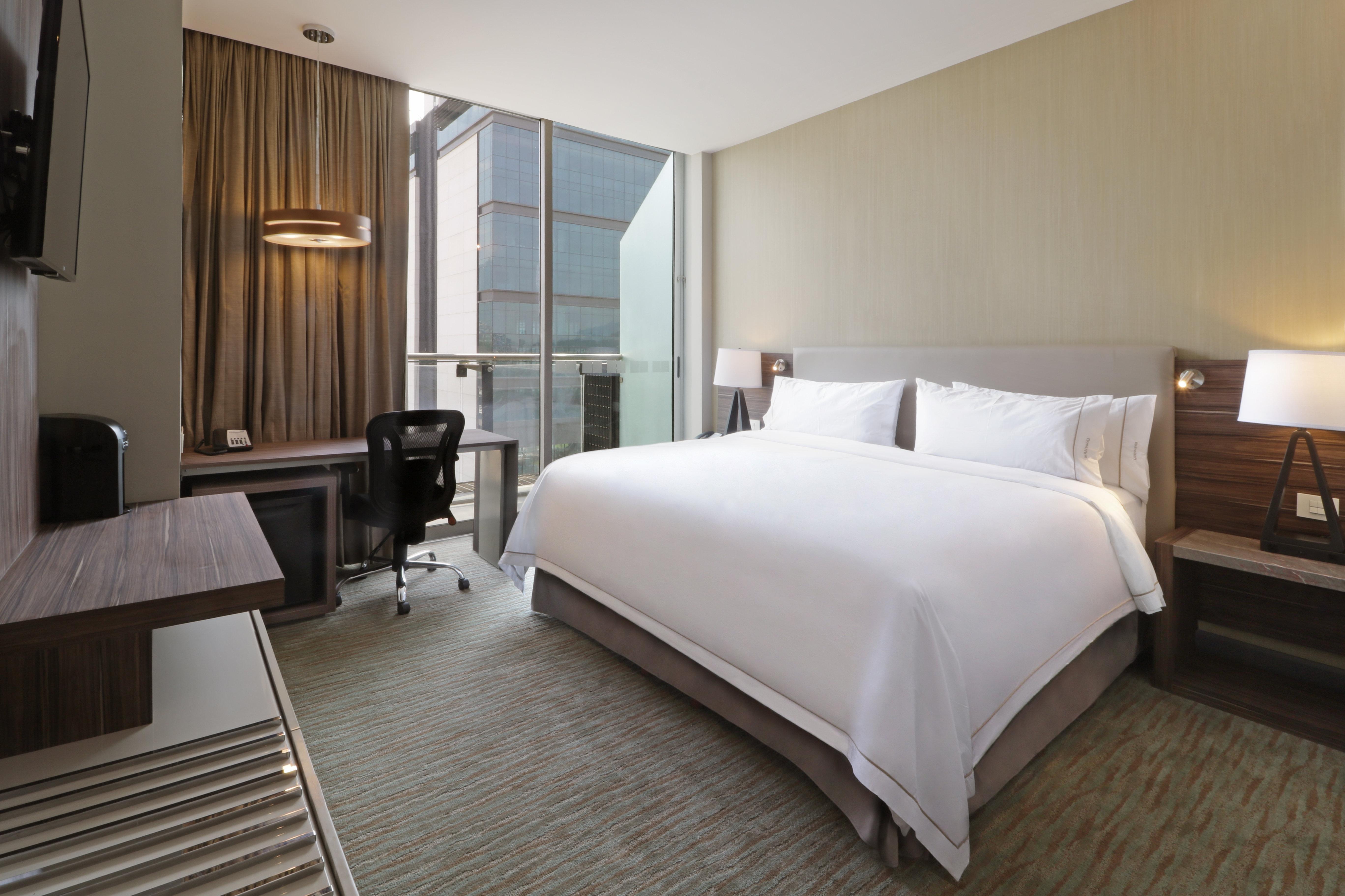 Hotel Express & Monterrey Valle By Ihg
