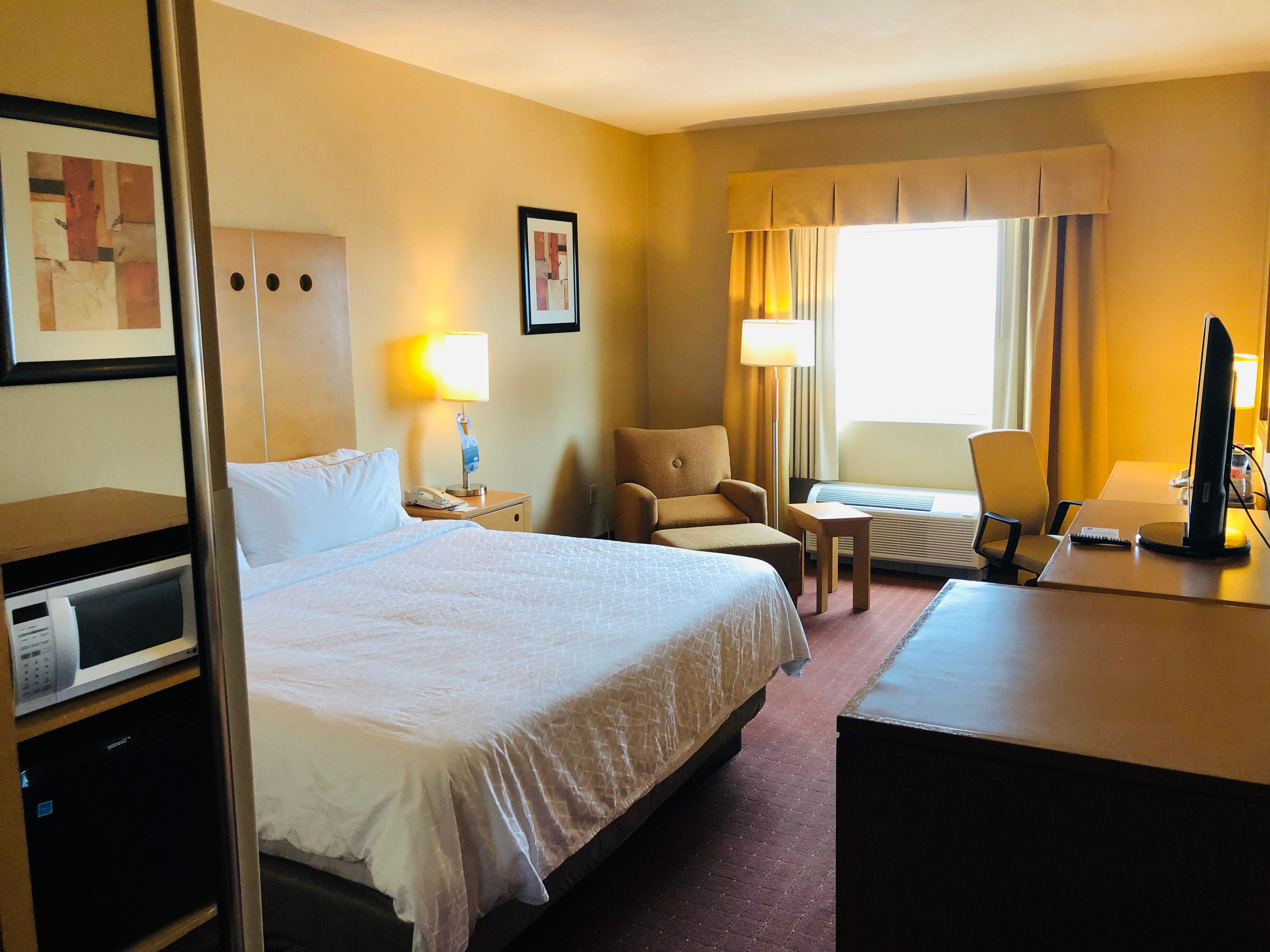 Express Zona Aeropuerto By Ihg Hotel 4*