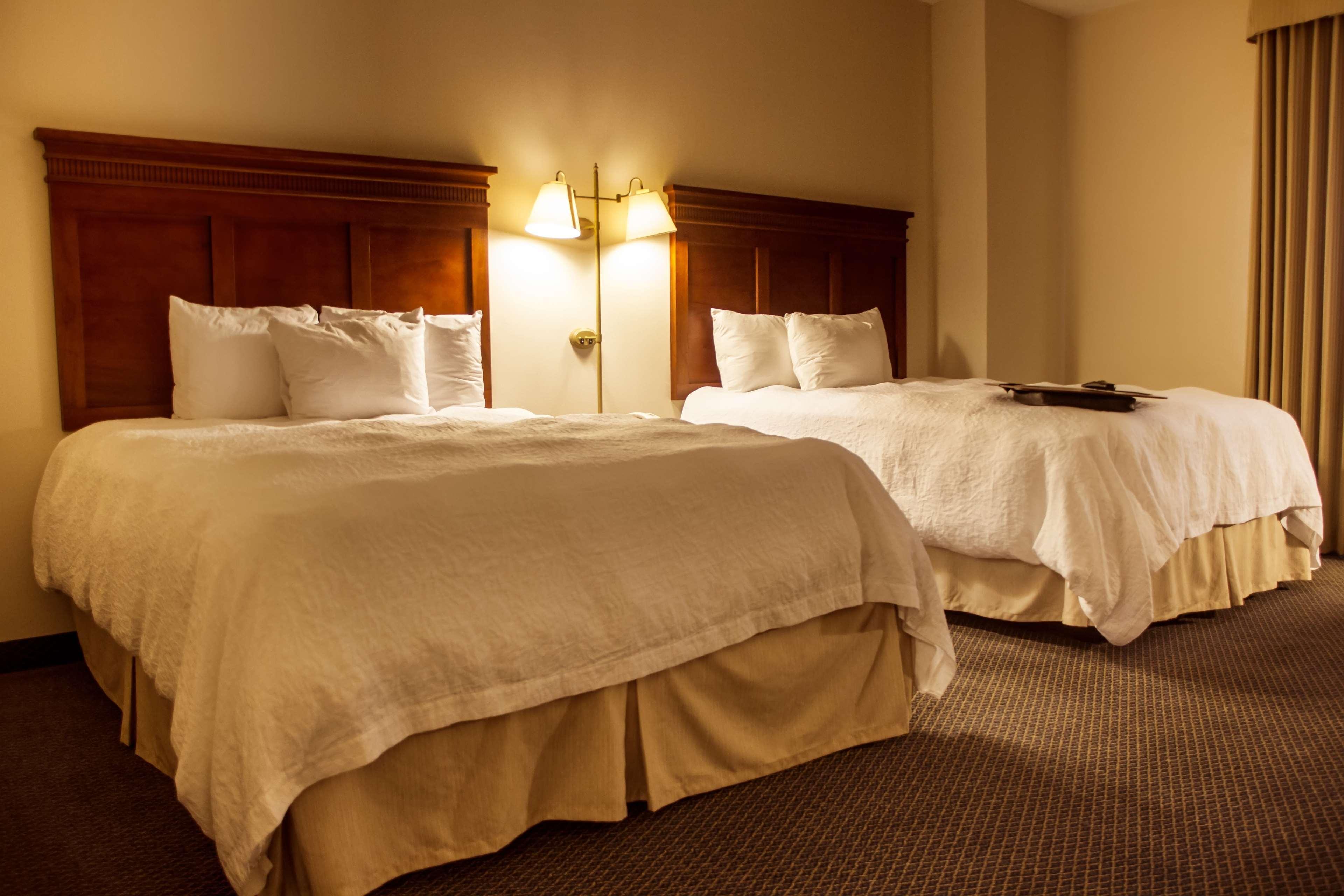 Hampton Airport Hotel 3*