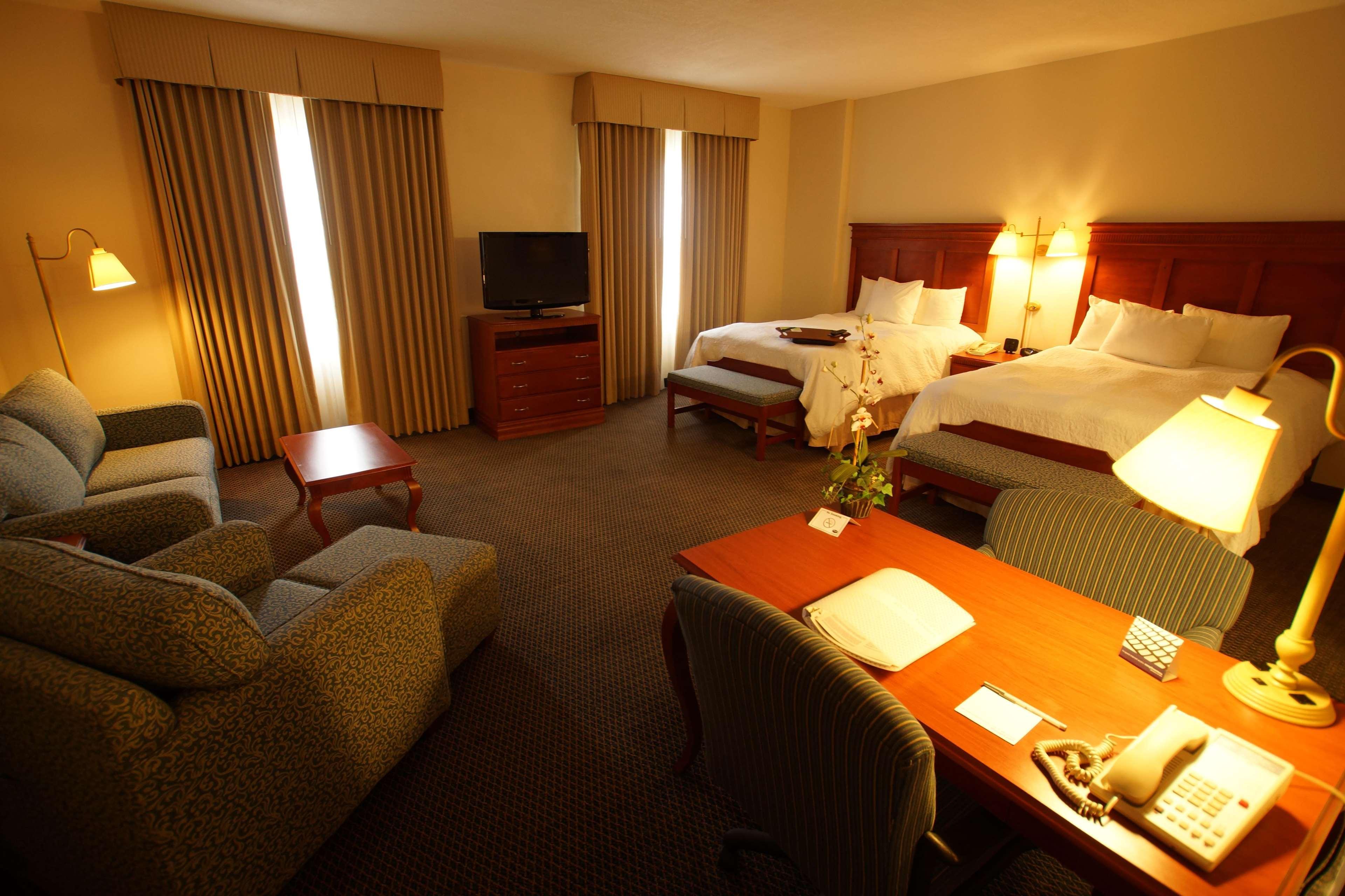 Hampton Airport Hotel Tampico