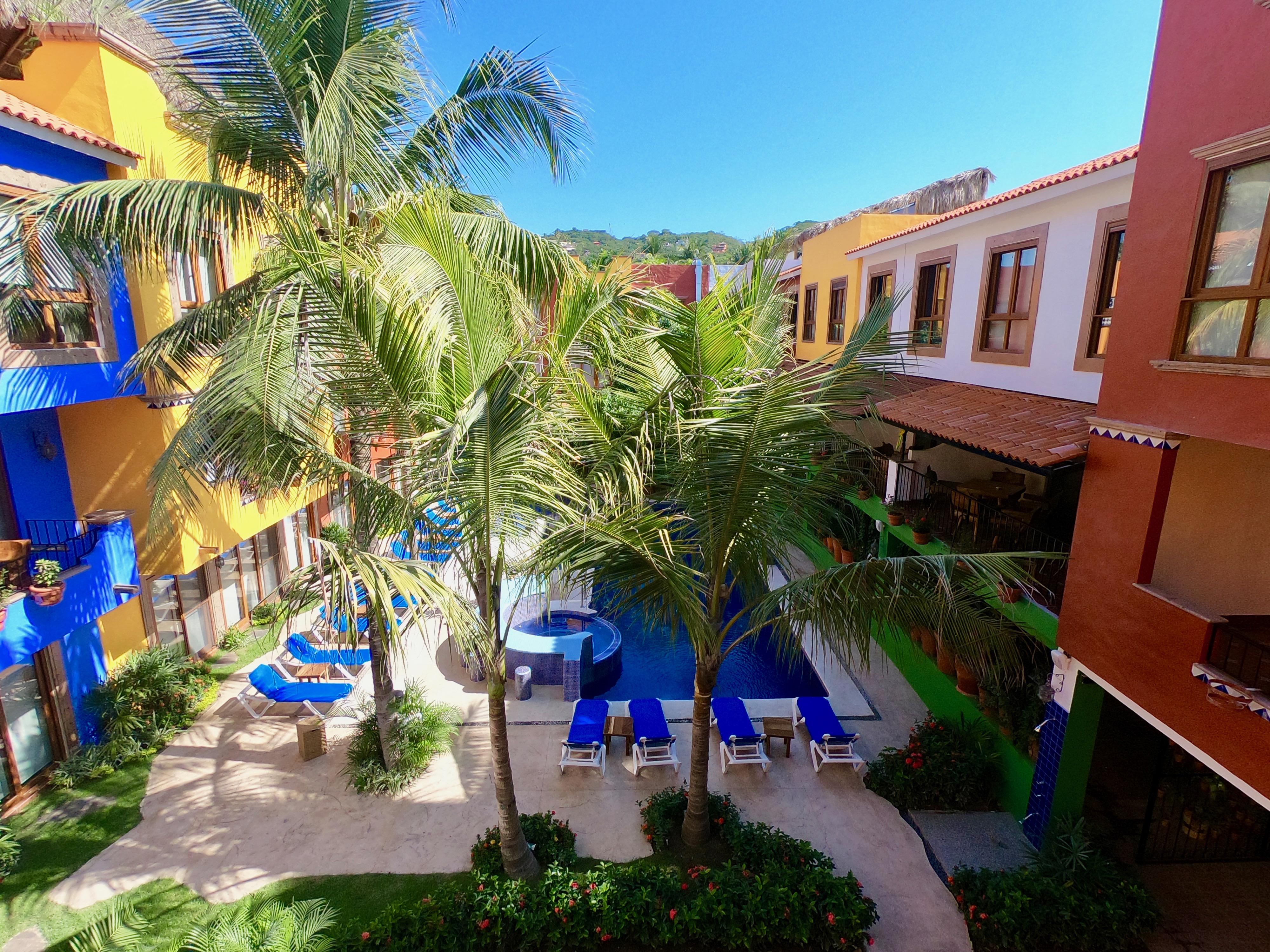 Casa Loteria: Colorful Family Retreat With Pool In Pueblito 4* Sayulita