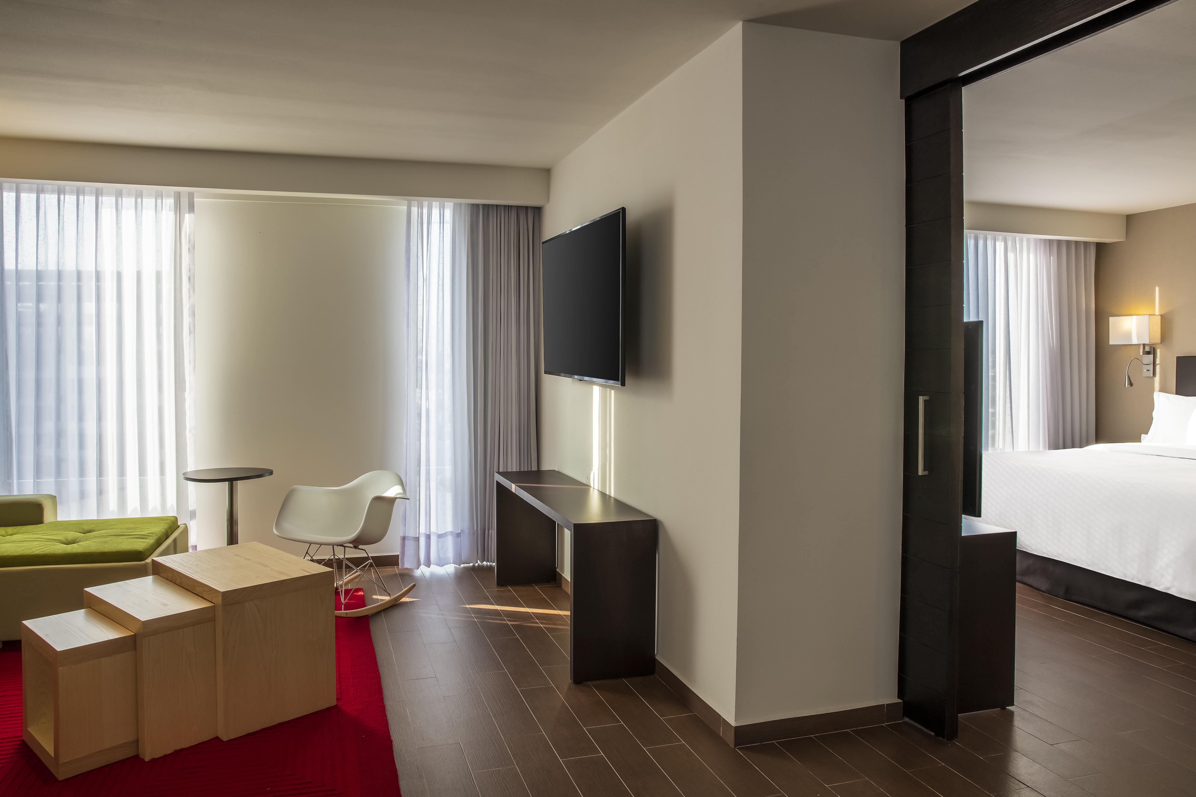 Fiesta Express Constituyentes Hotel Queretaro