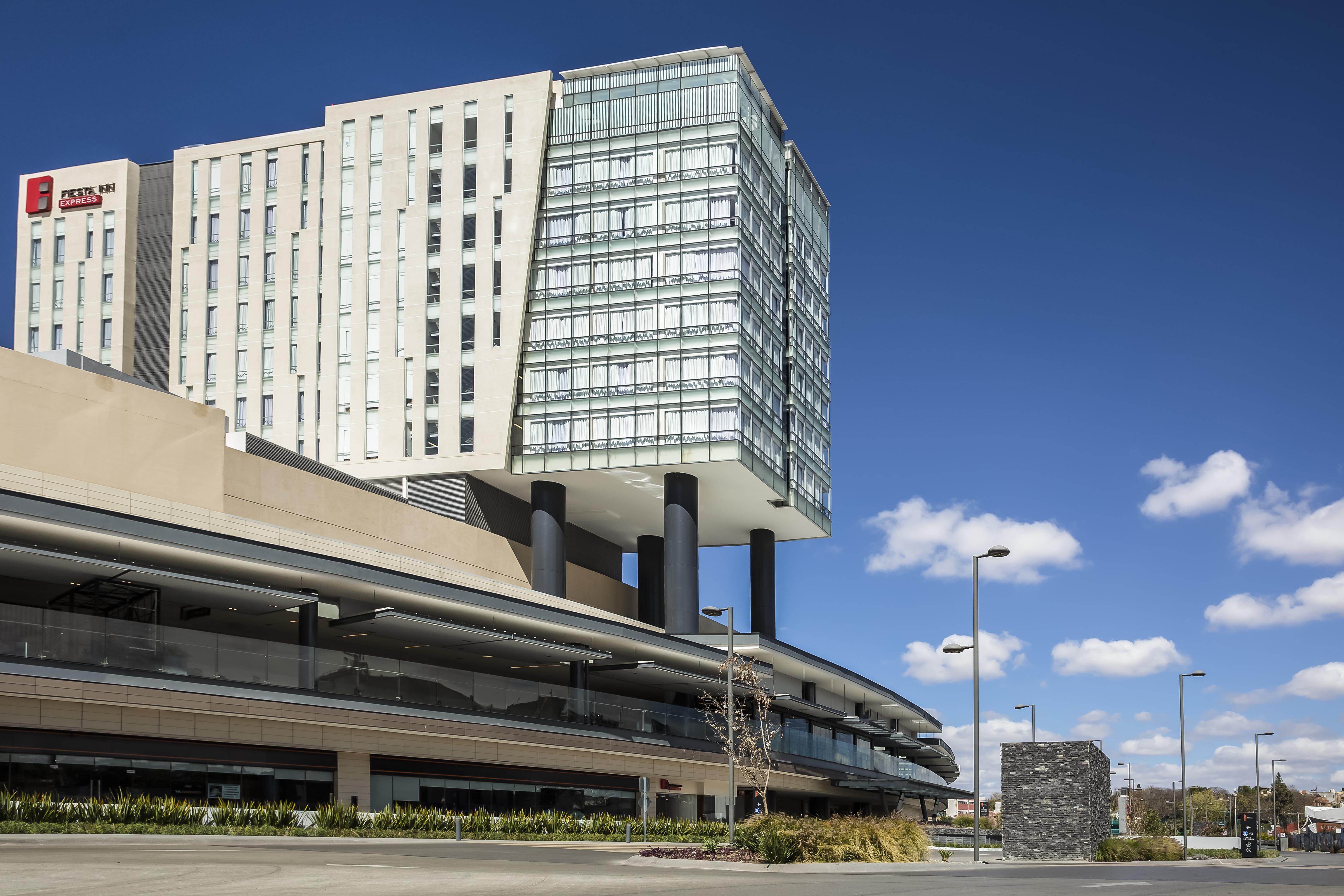 Fiesta Express Constituyentes Hotel