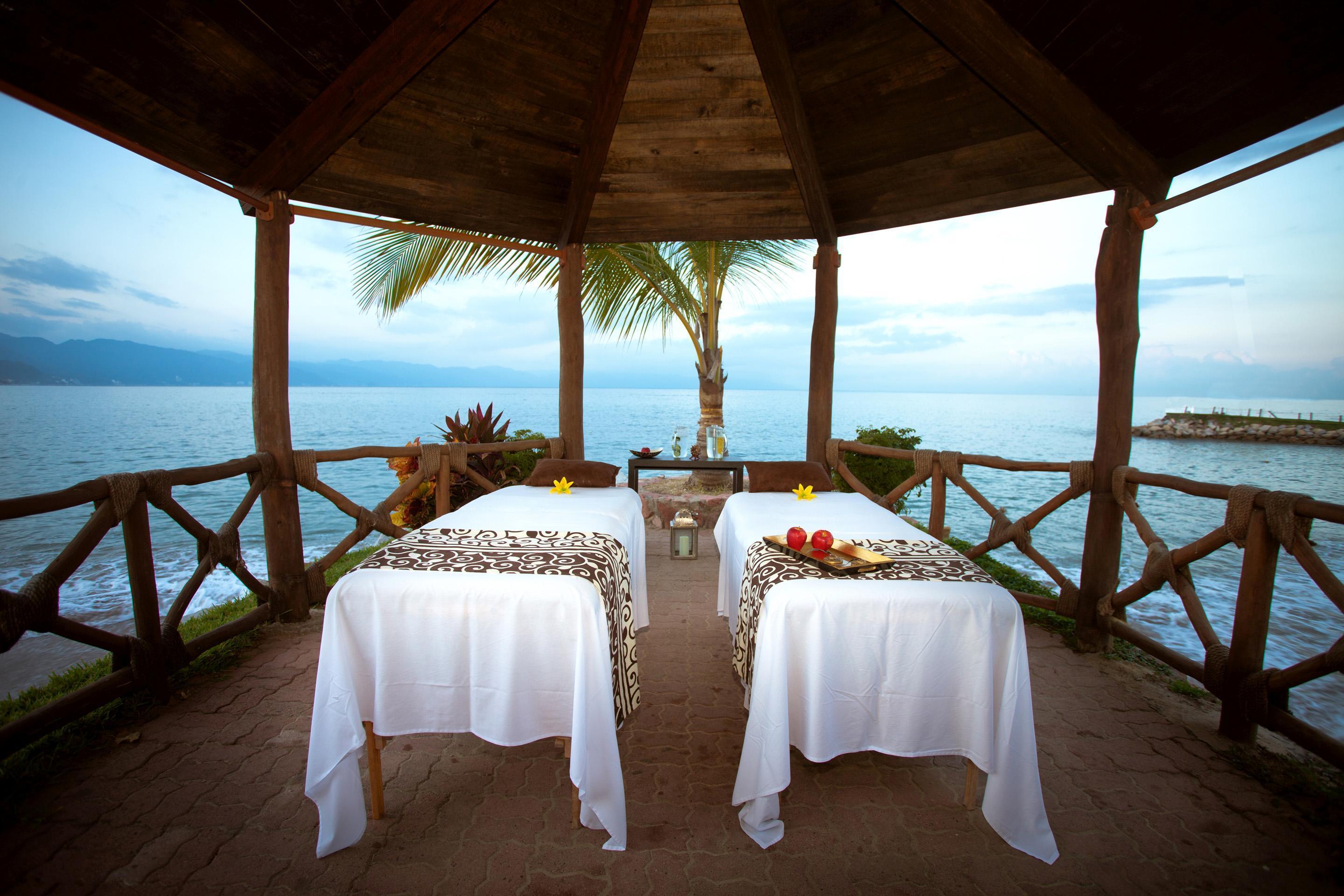 Mexican Experience By Del Palmar