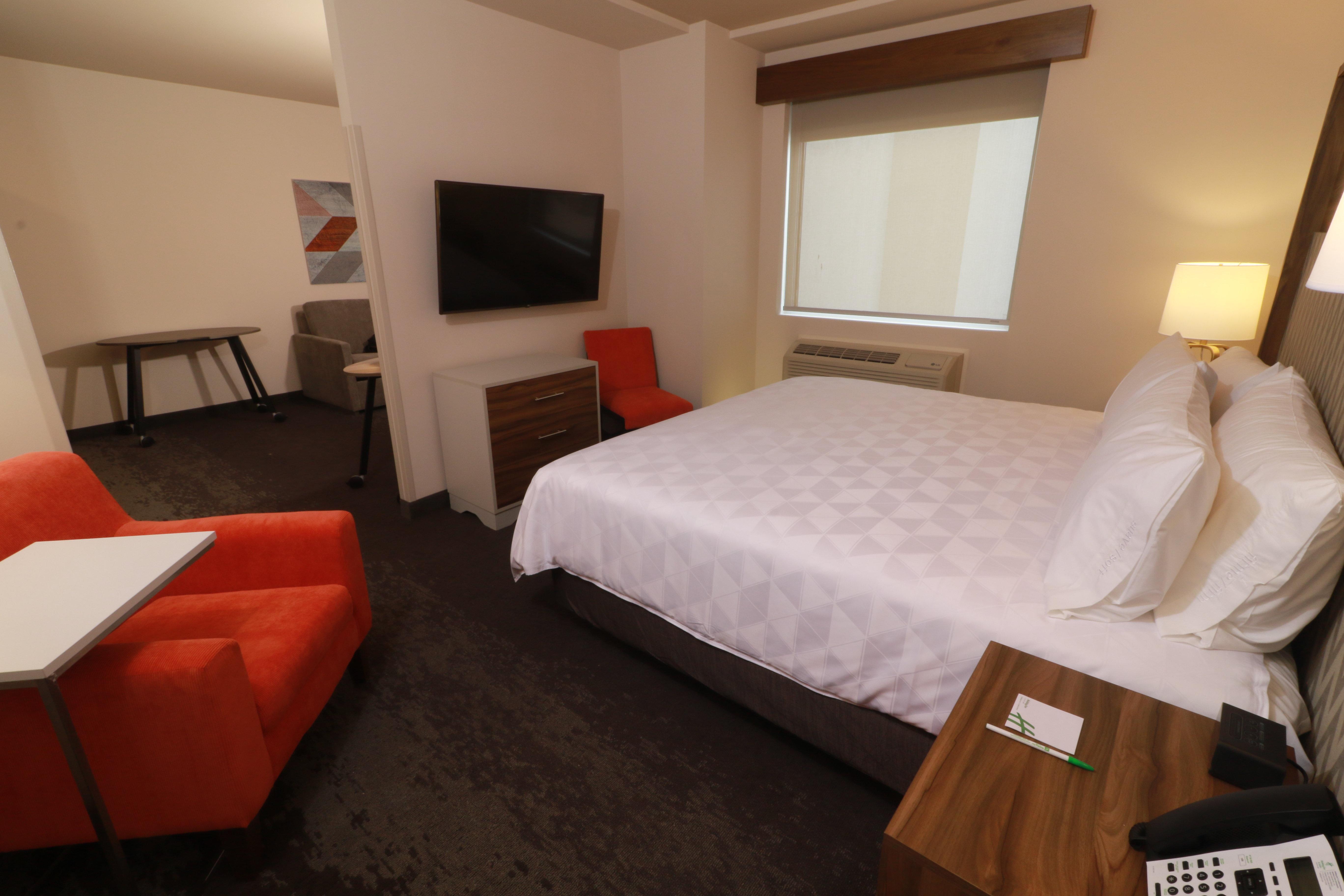 Hotel & - Monterrey Zona Airport By Ihg 5*