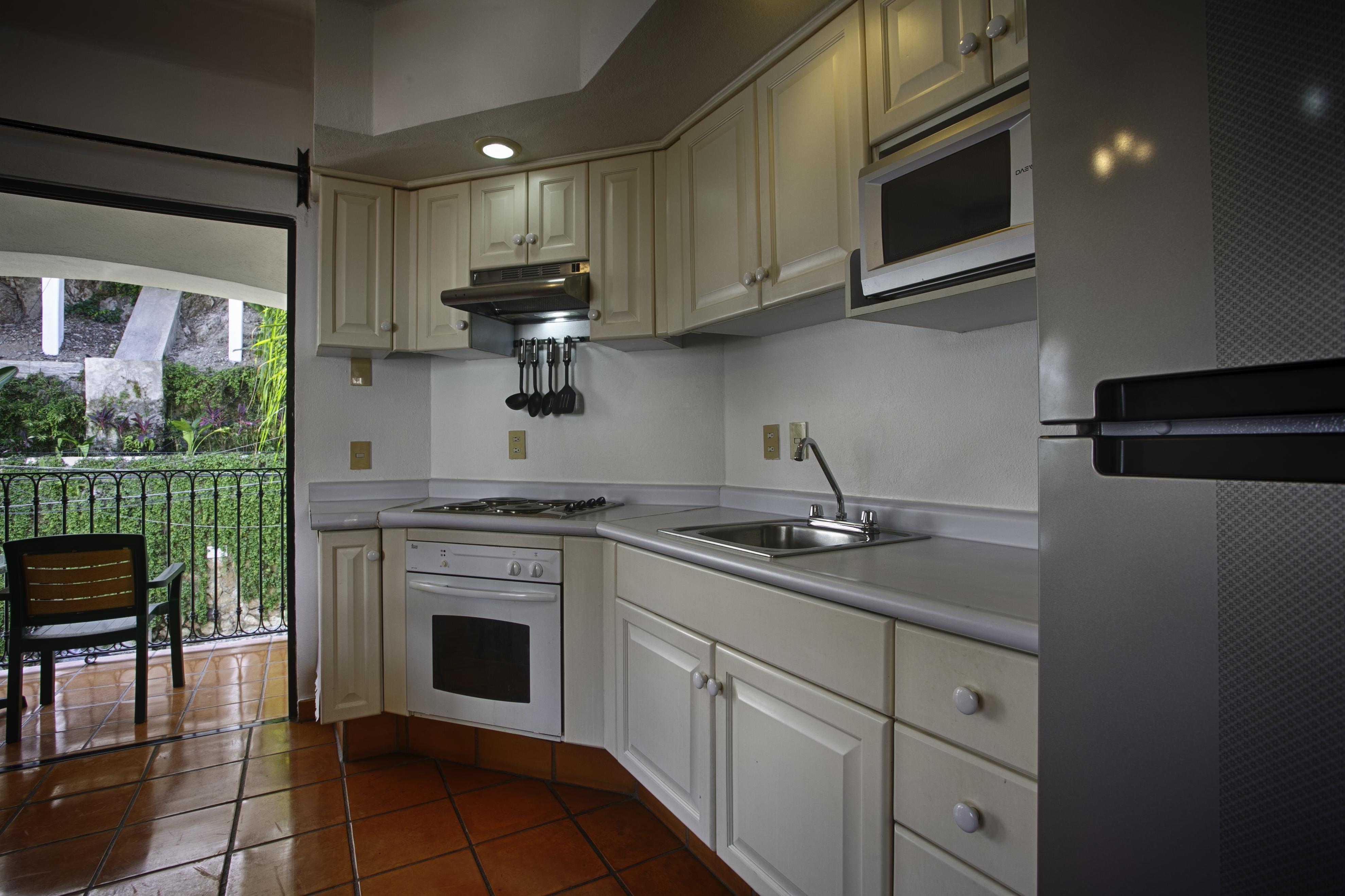 One Street Zona Romantica Hotel 4*