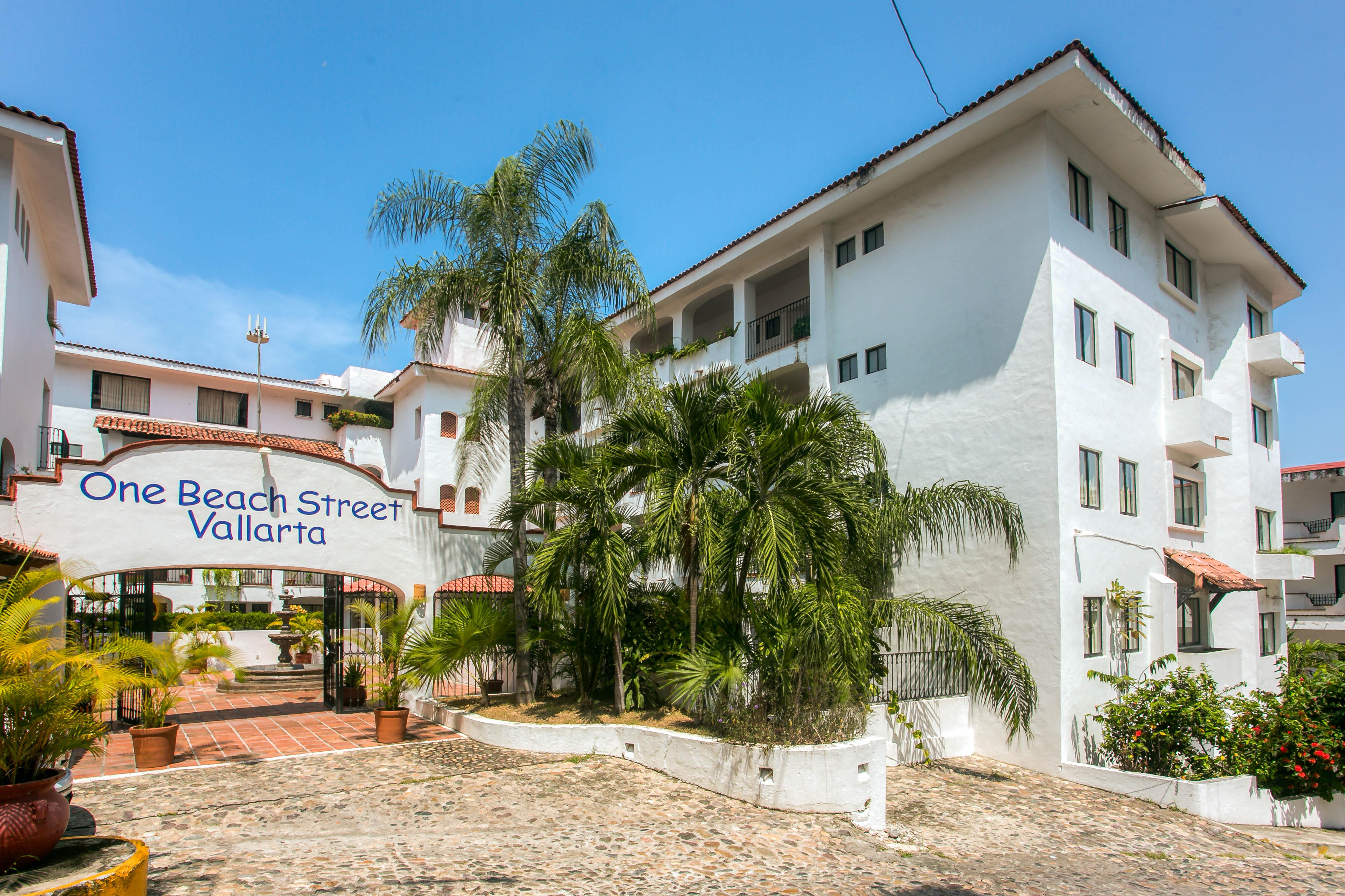 One Street Zona Romantica 4*
