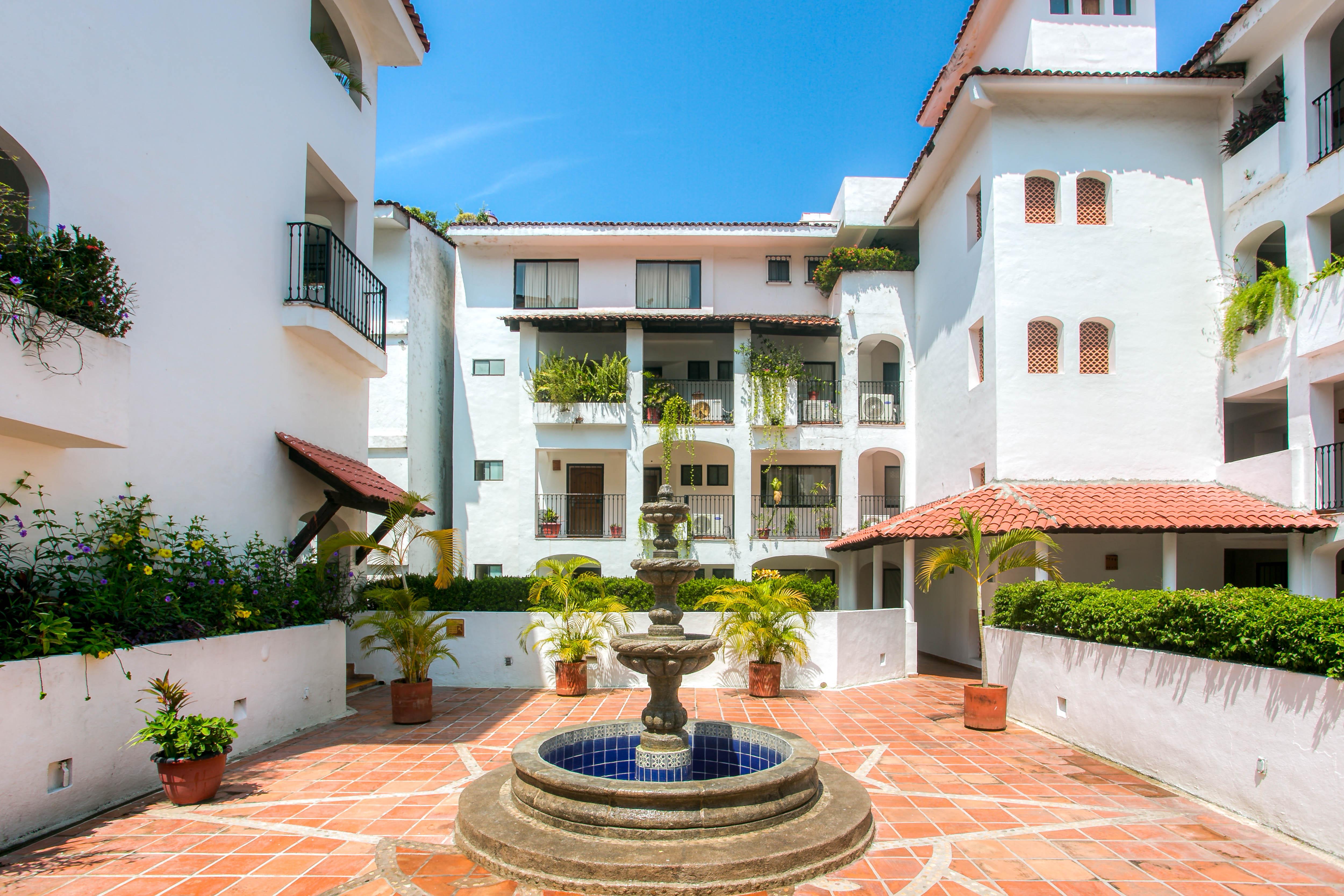 One Street Zona Romantica Hotel