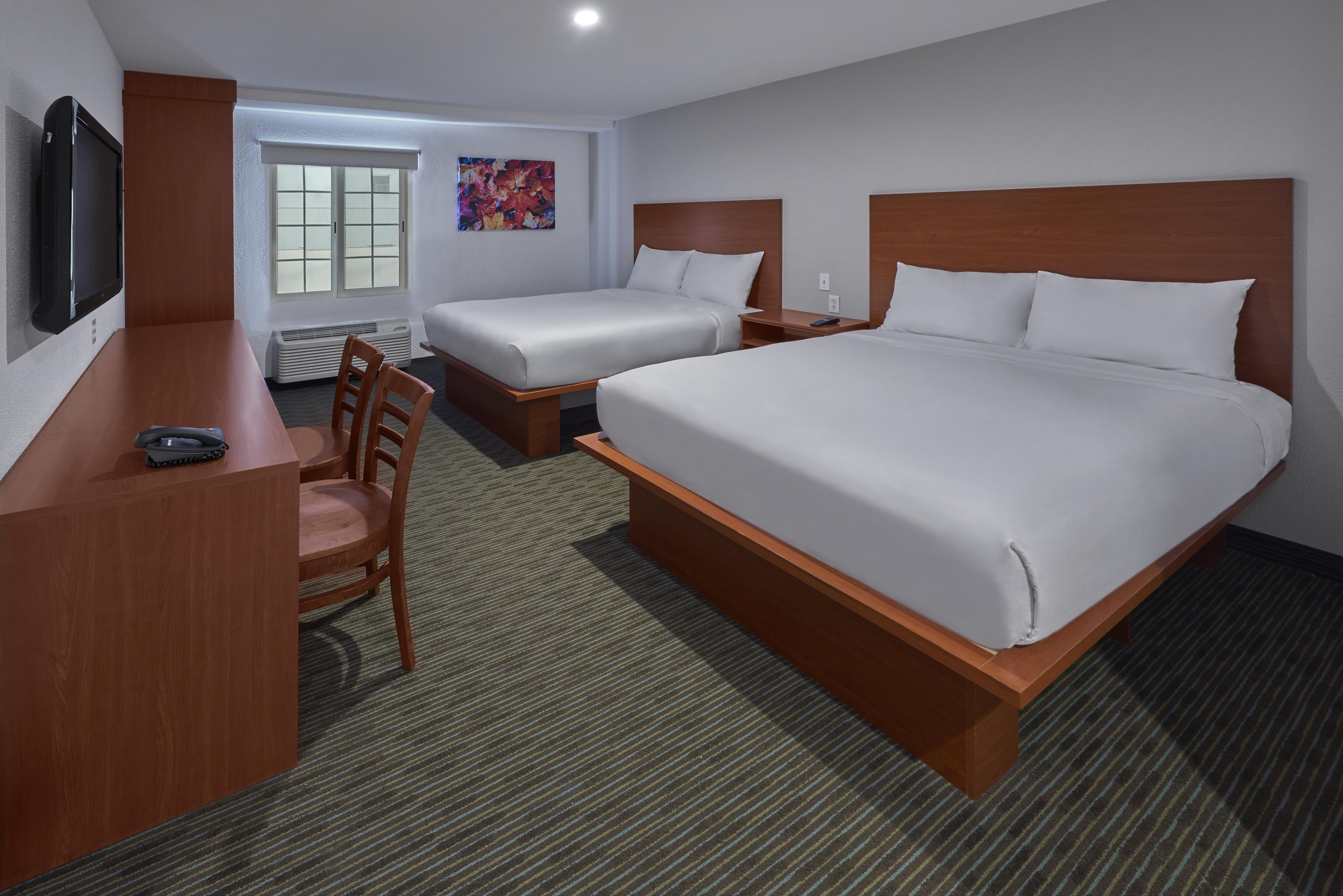 Aparthotel Extended Forum 3*